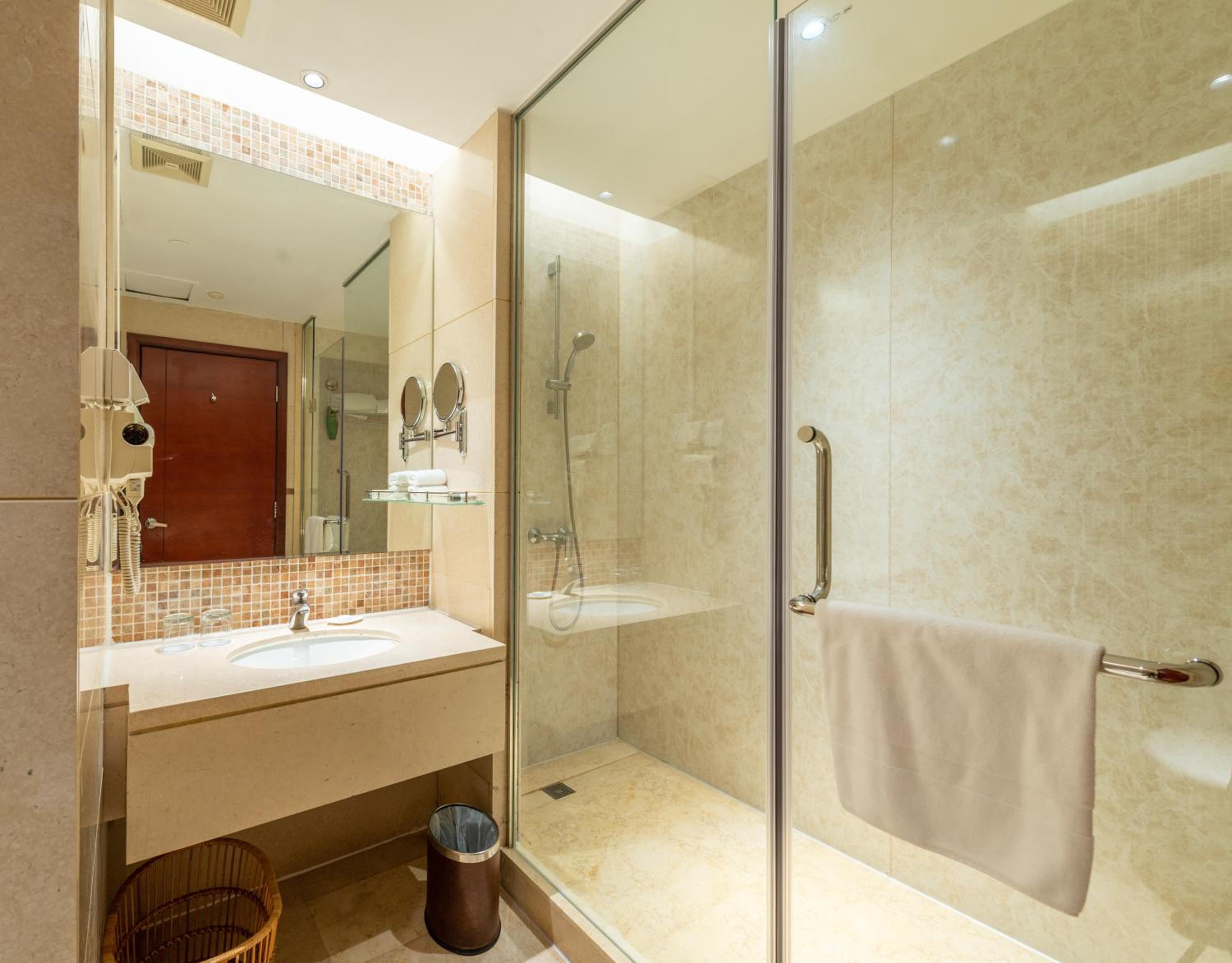Superior Twin Room - Photo 2