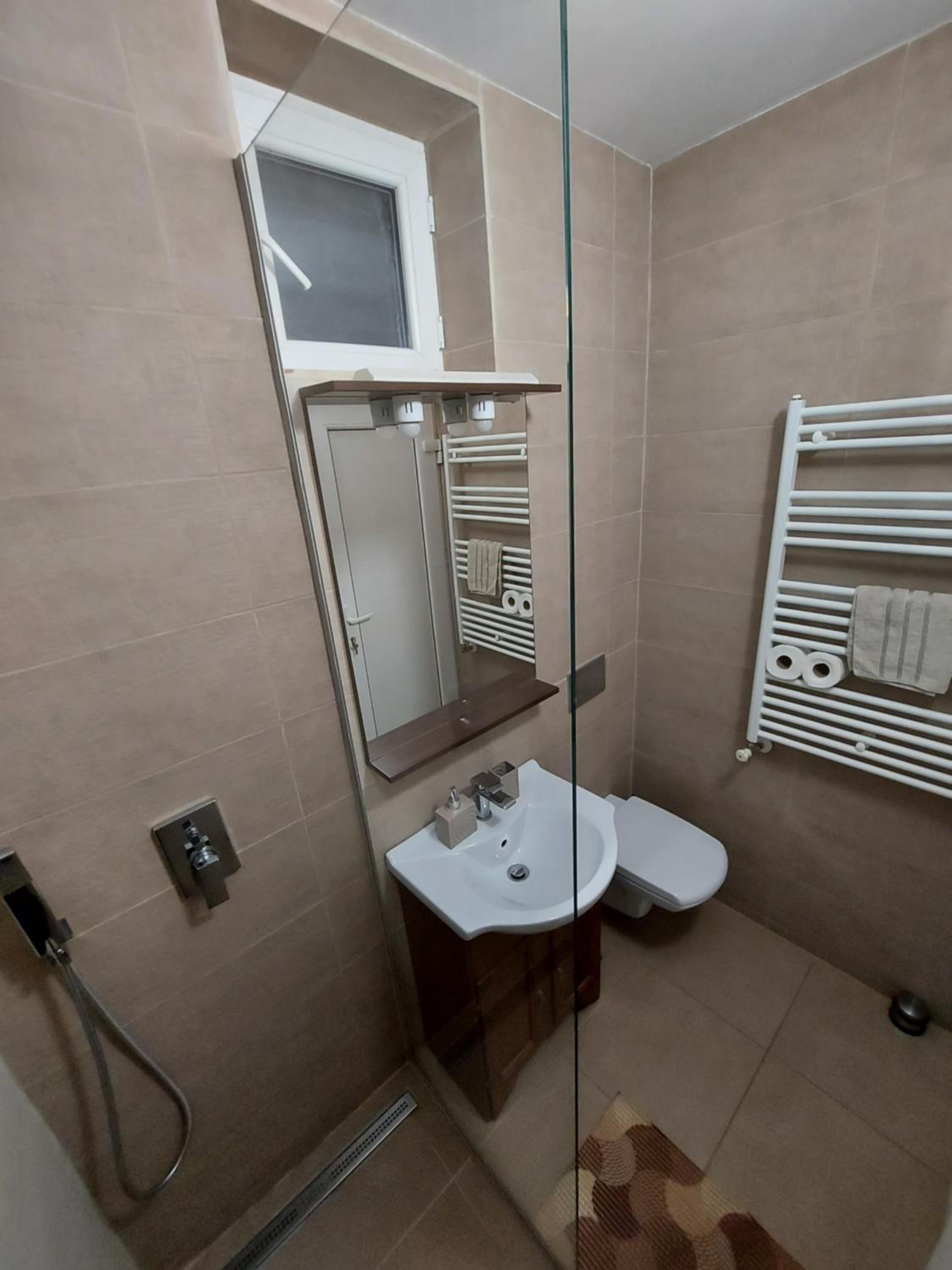 Apartment - Photo 21
