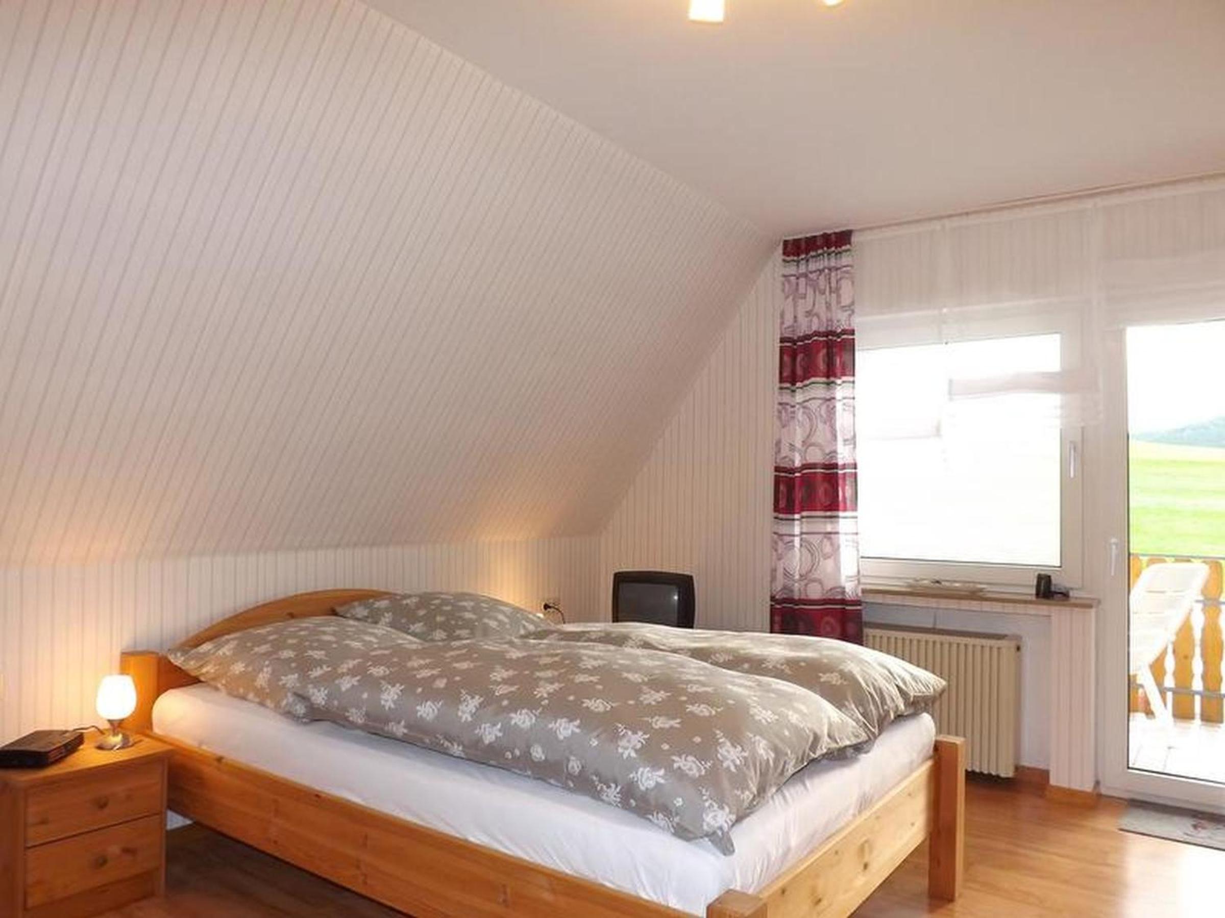 Three-Bedroom Premium Apartment with Balcony photo 1
