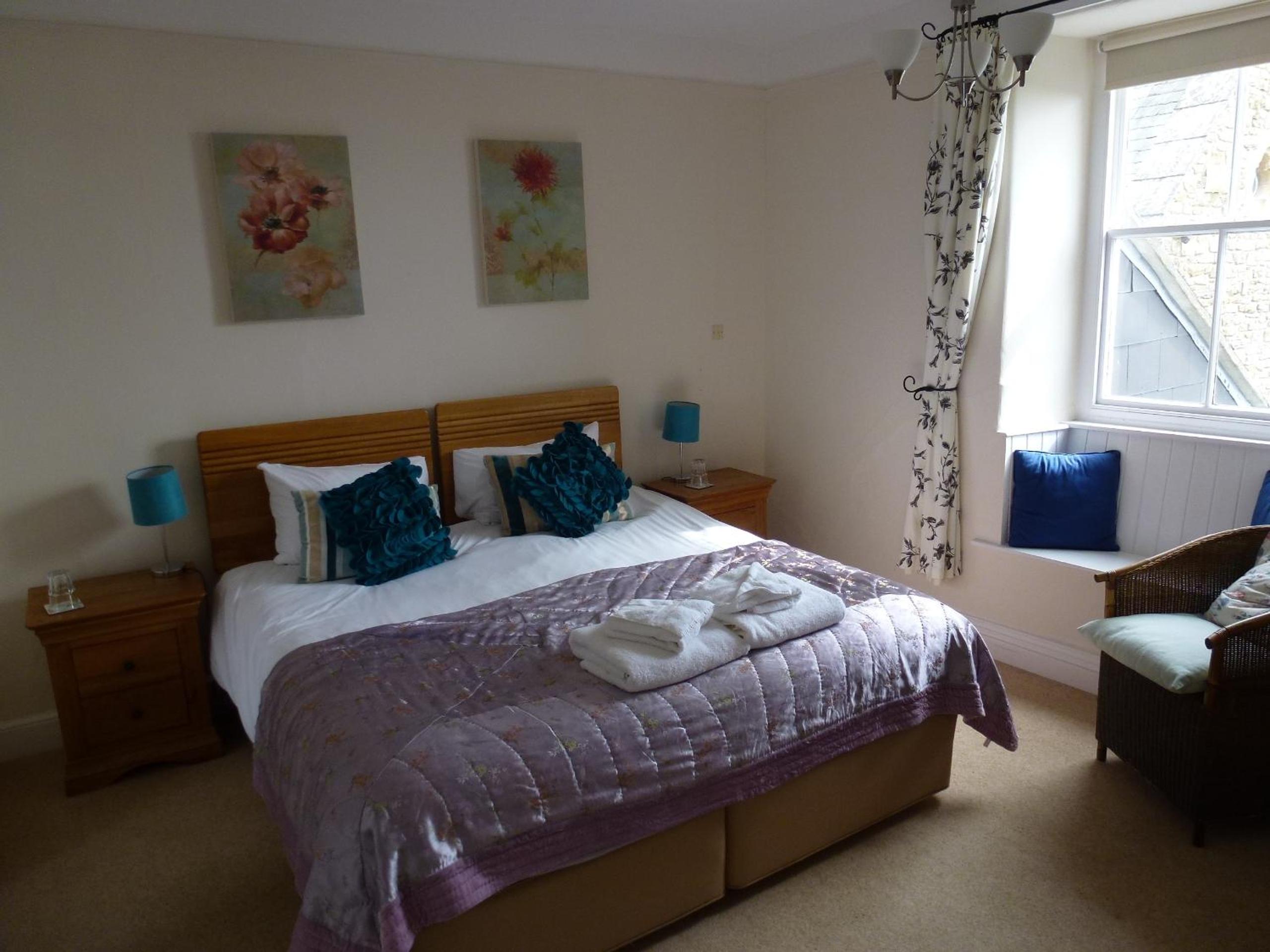 Deluxe Double or Twin Room photo 2