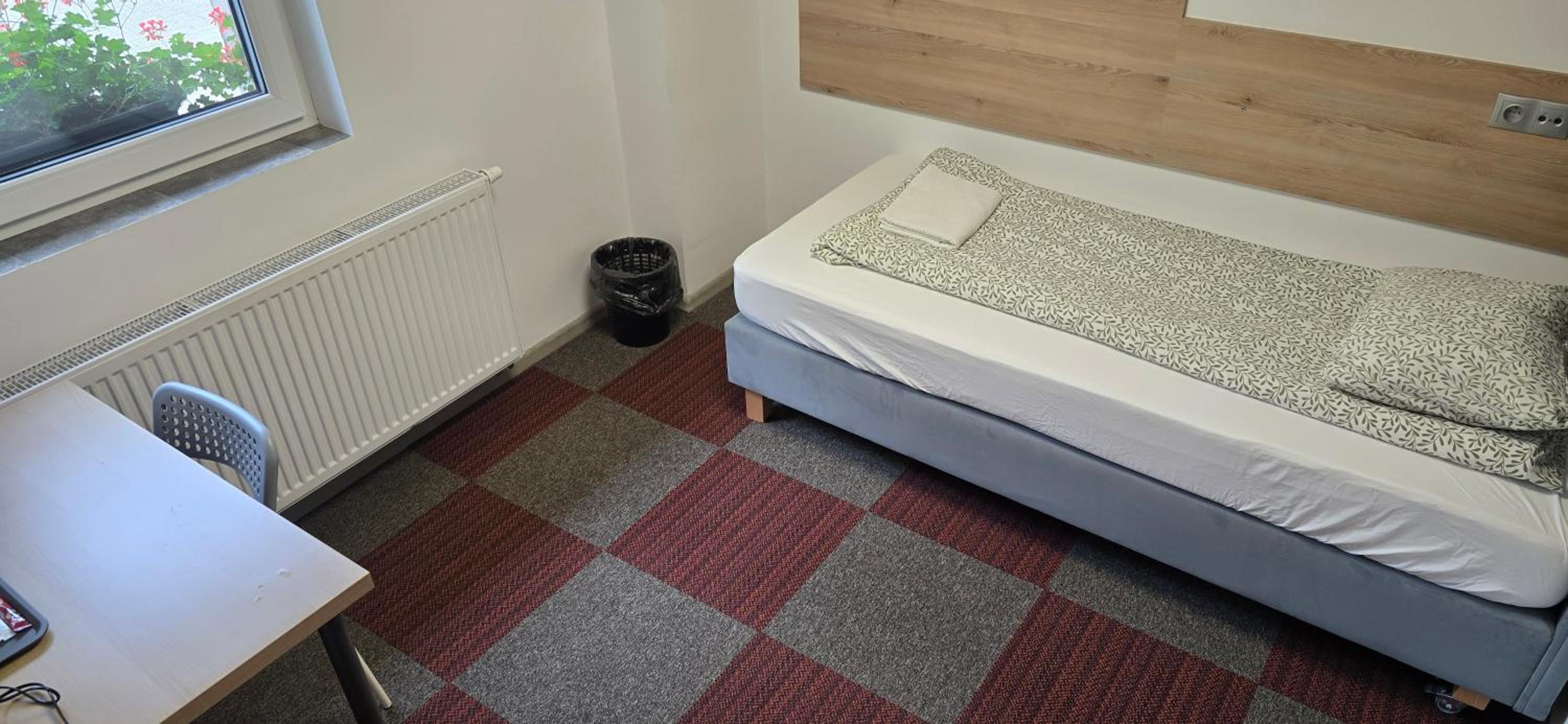 Small Single Room