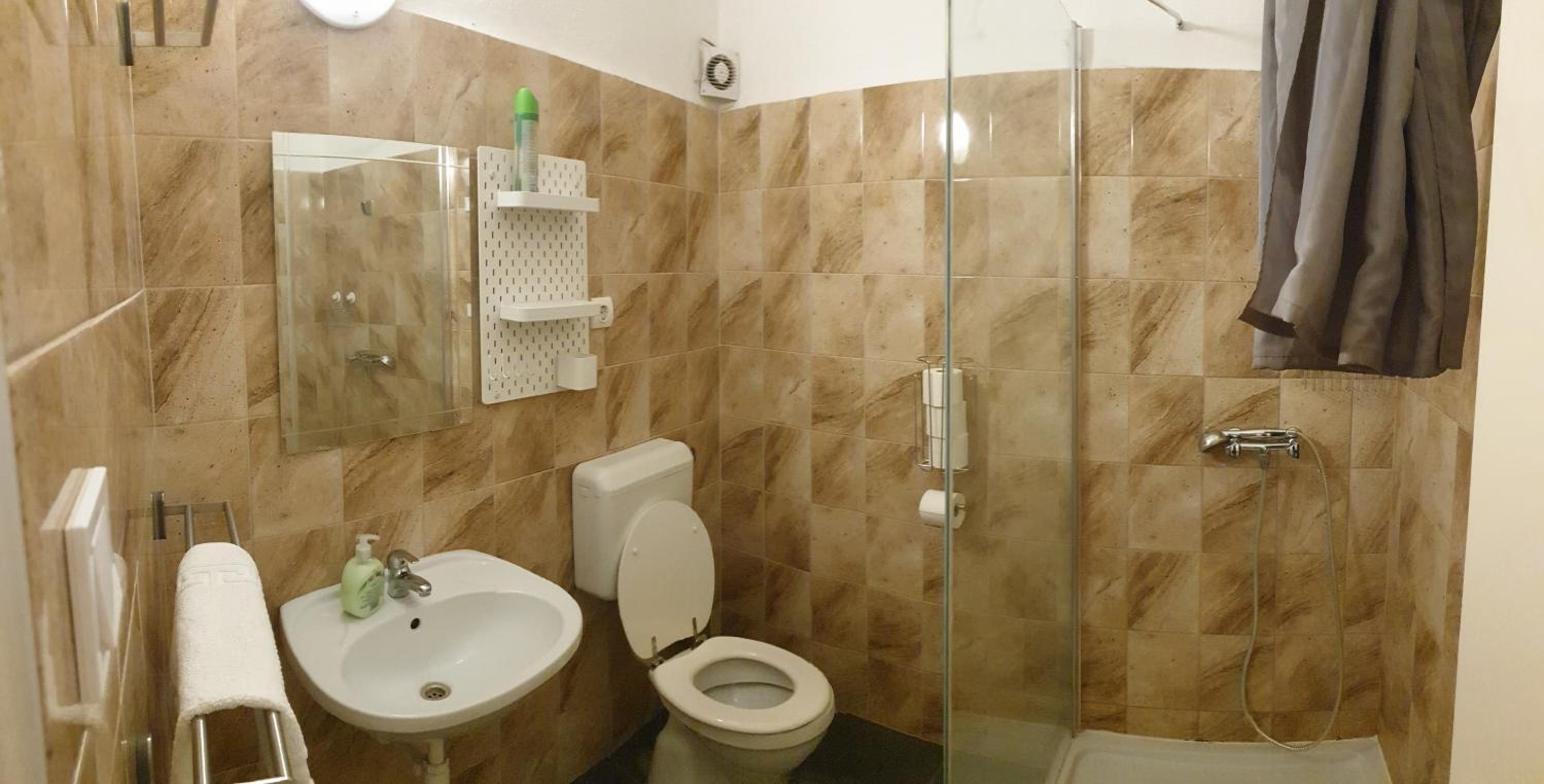 Studio (4 Adults) - Photo 4