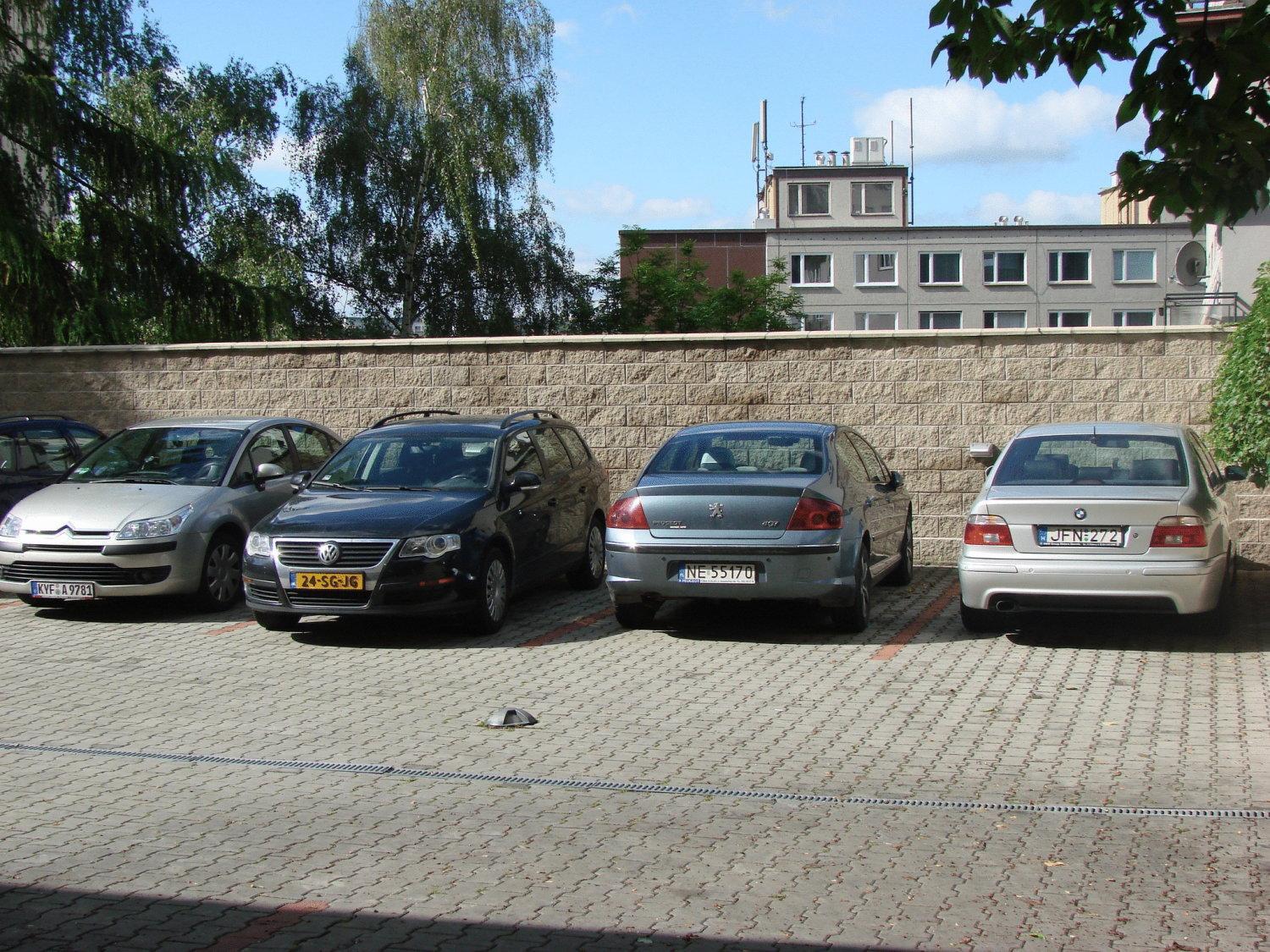 Double or Twin Room with Parking