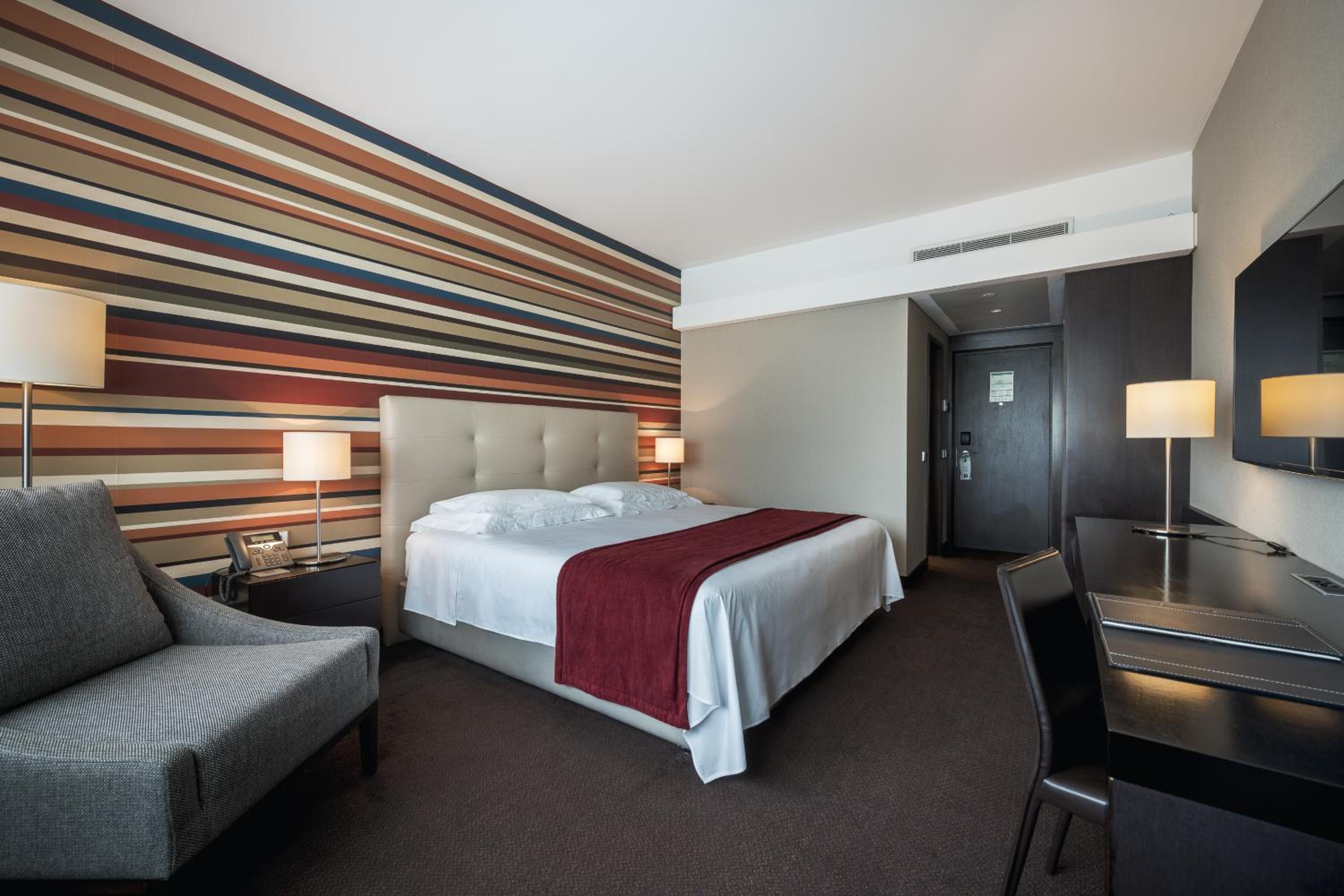 Special Festive Offer Pack in Standard Room photo 3