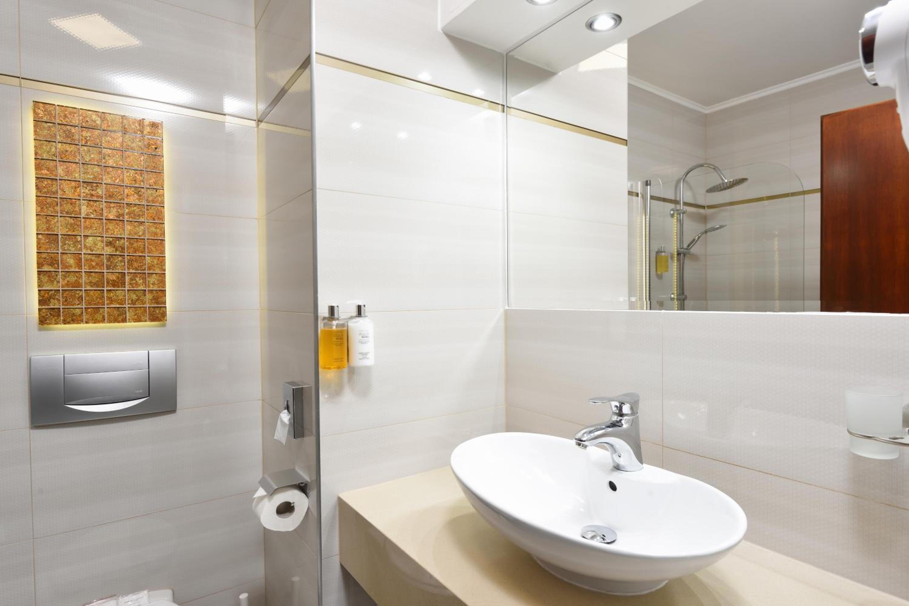 Standard Double Suite photo 2