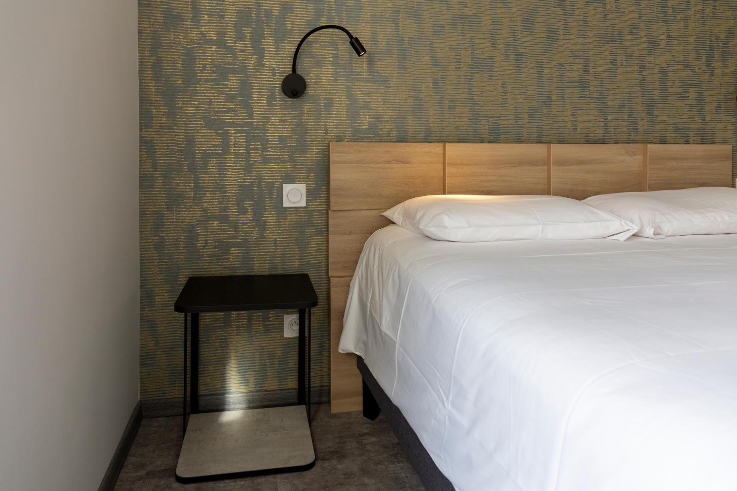 Double Room - Photo 8