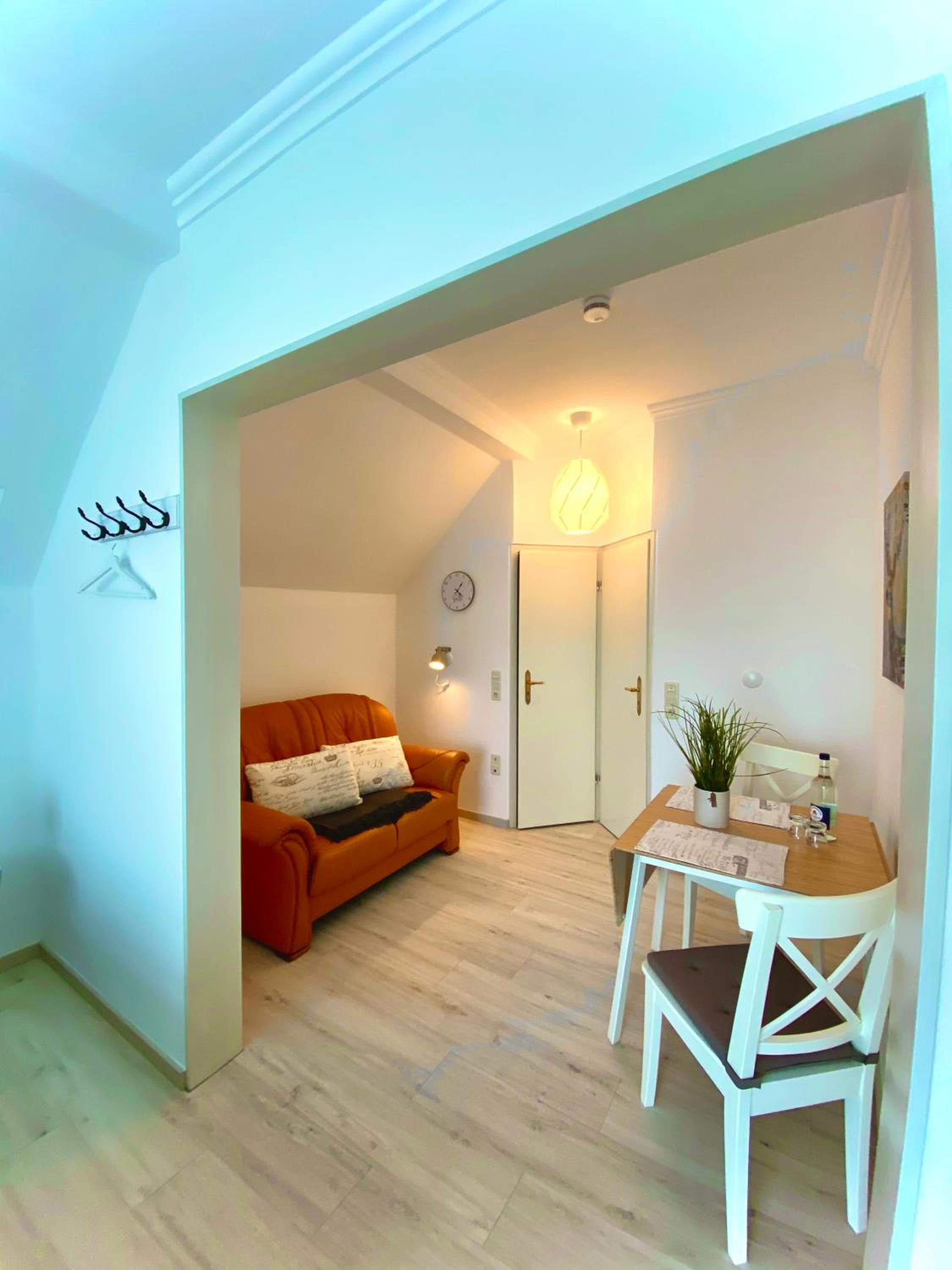 Studio Apartment photo 3