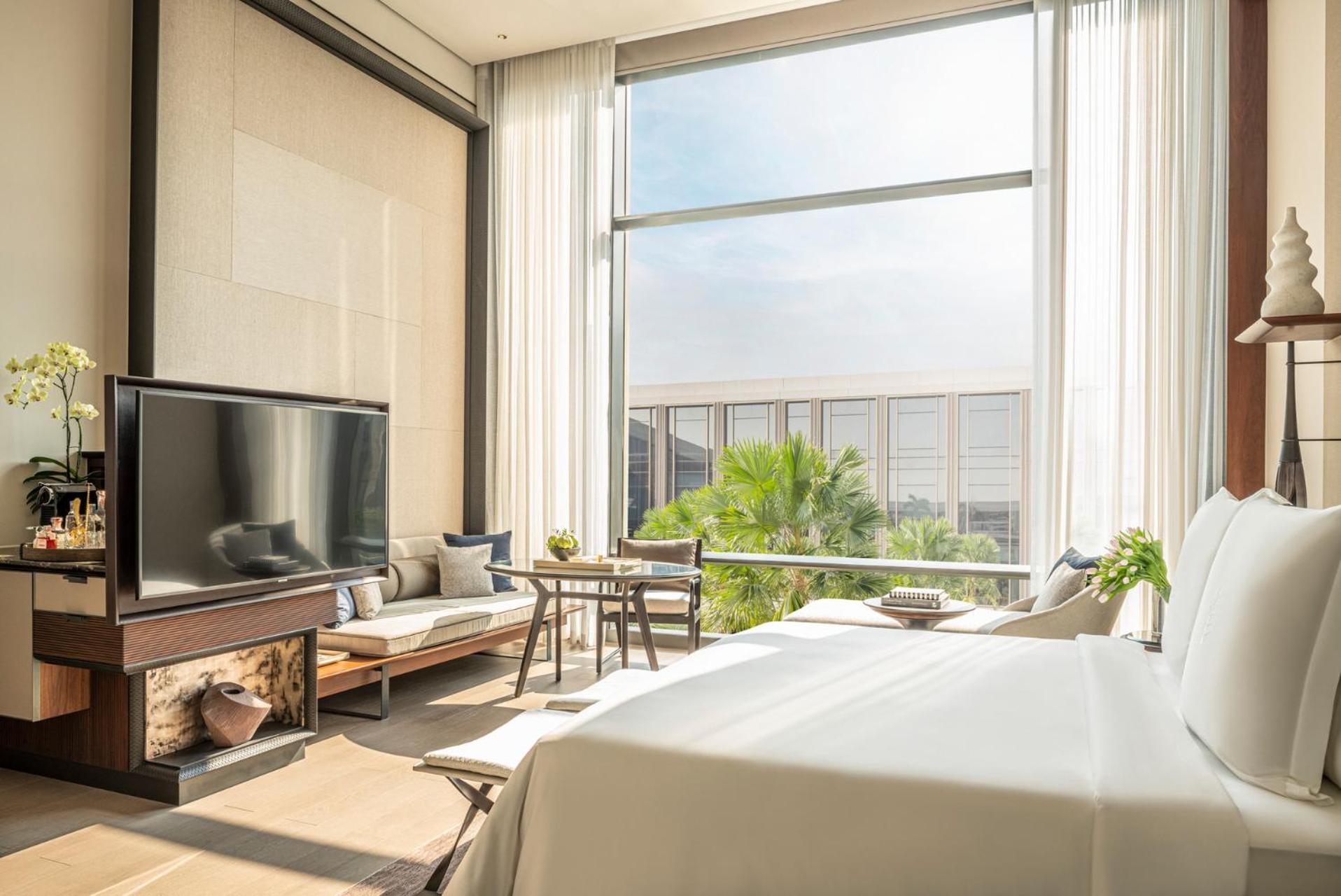 Palm Court Family Two Bedroom Room