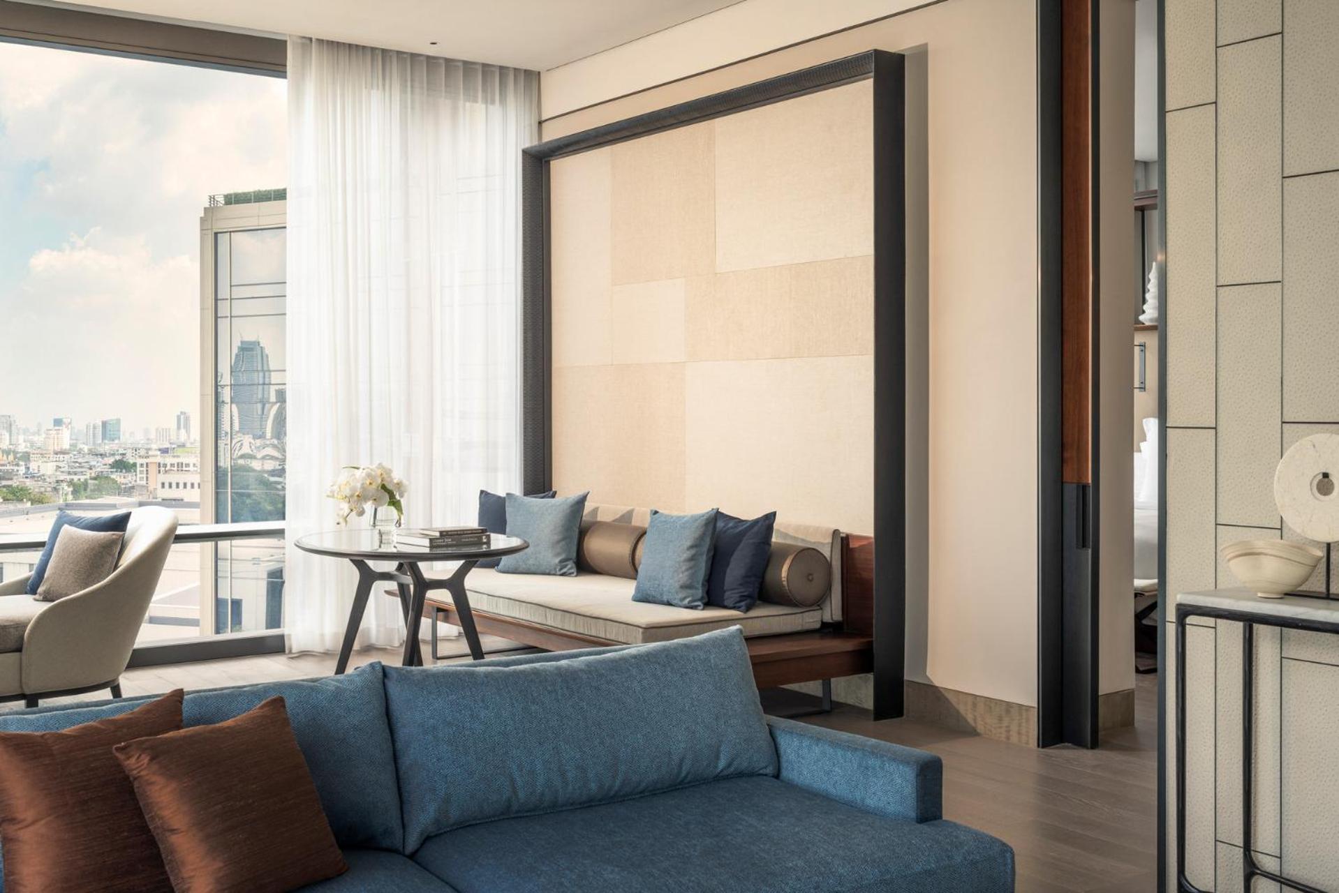 Riverside Terrace One Bedroom Suite King