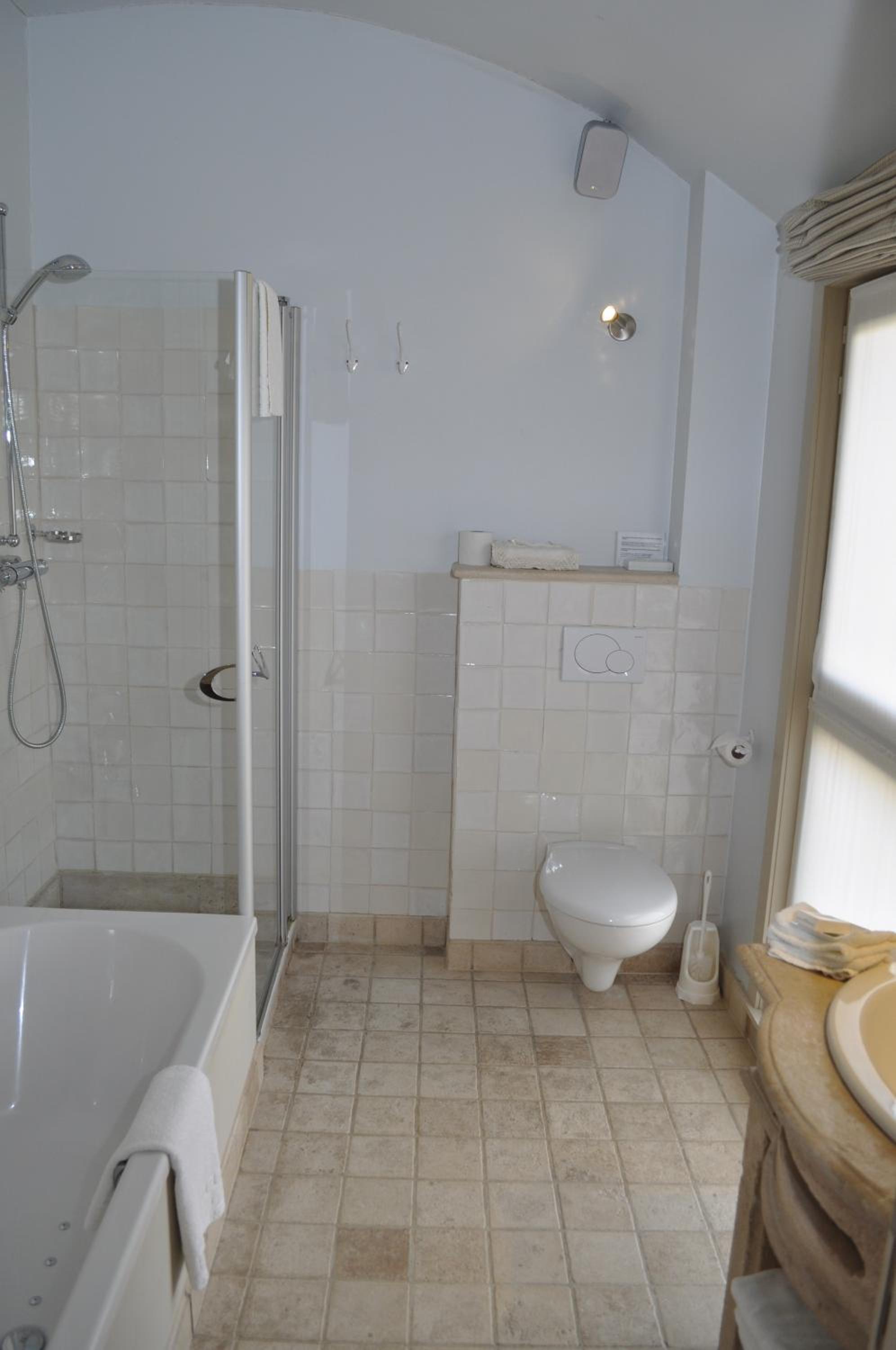 Duplex Suite with Garden View - Photo 20