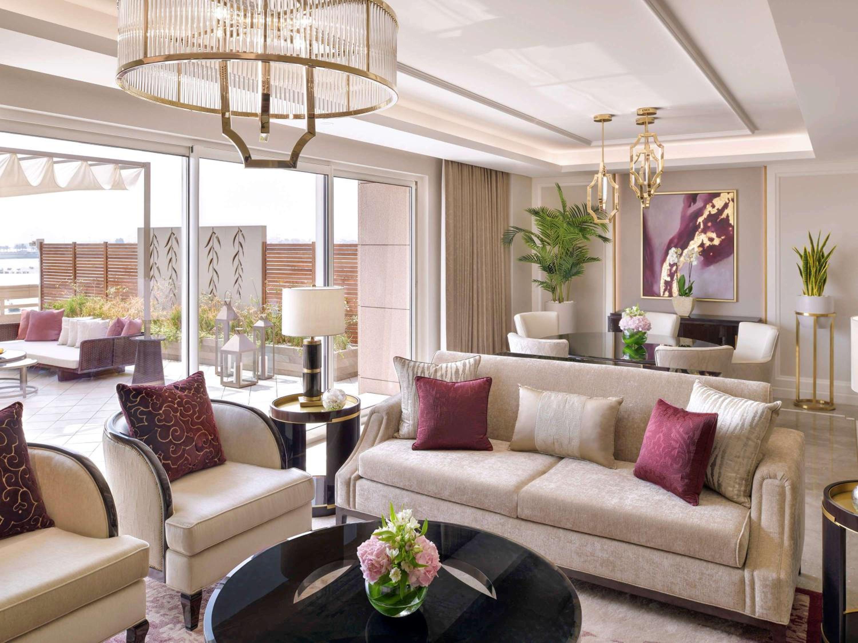 Ambassador Suite - Photo 2