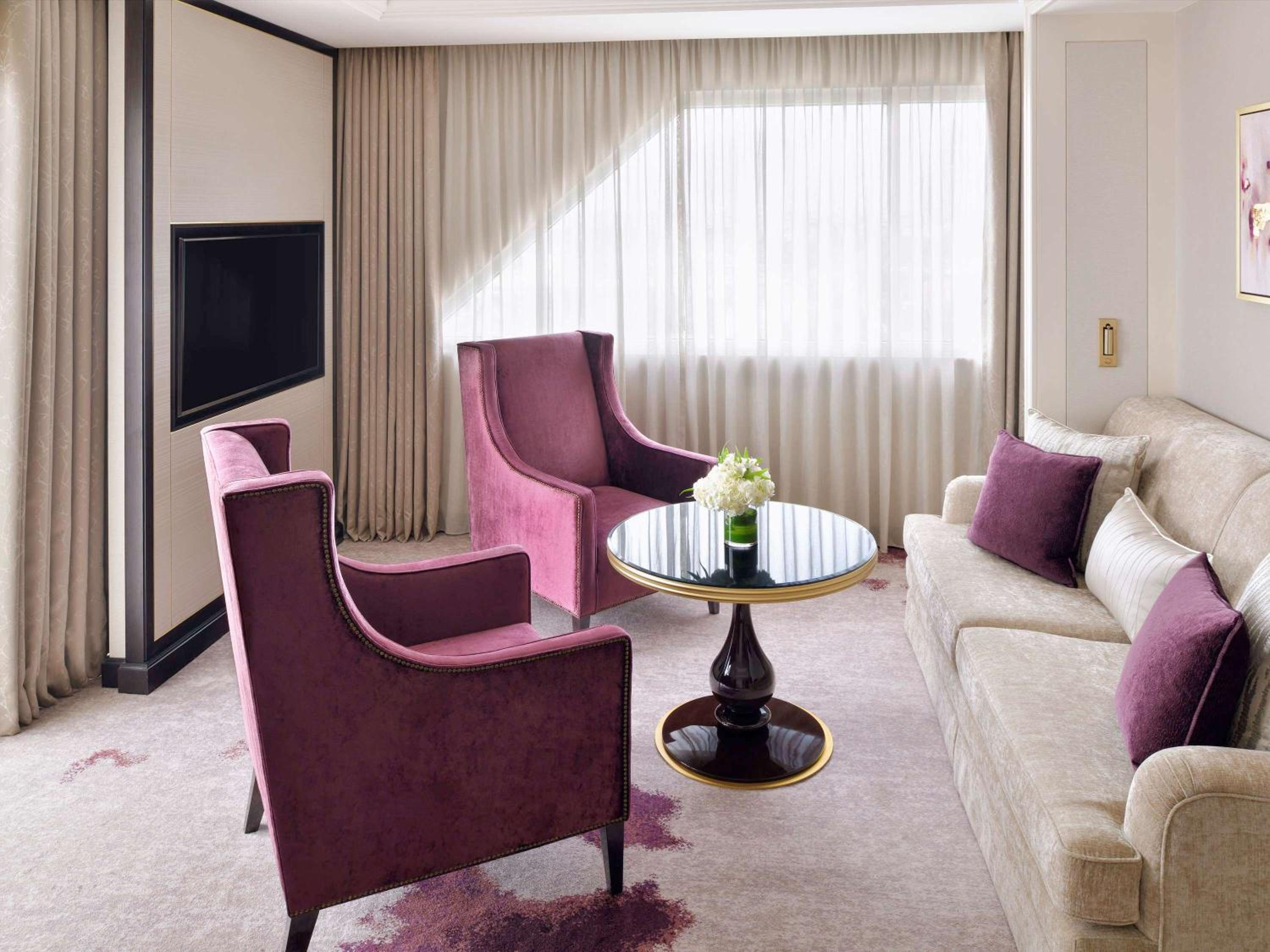 Diplomatic Suite - Photo 1