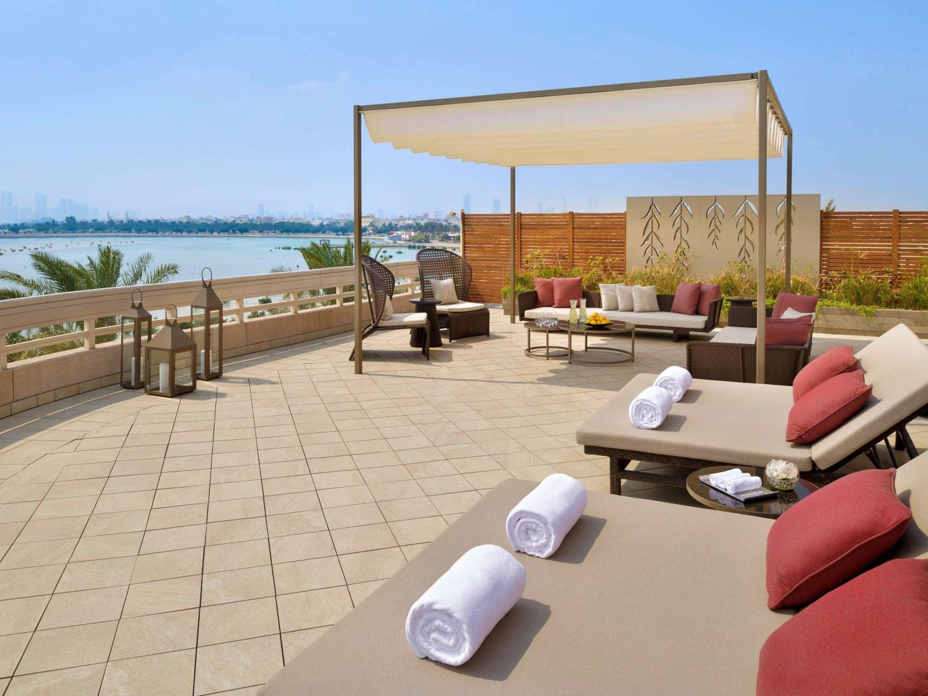 Ambassador Suite - Photo 3