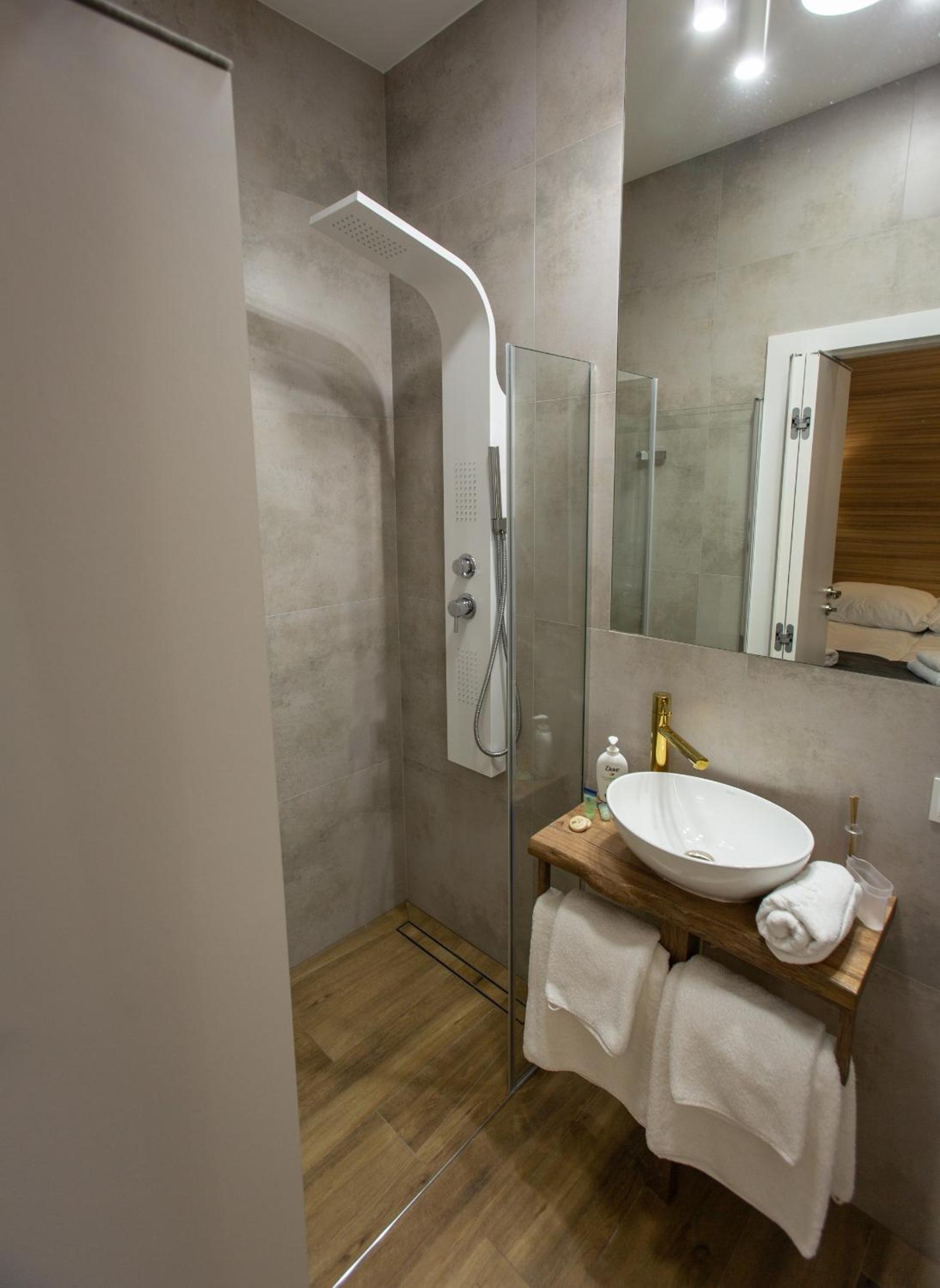 Superior Apartment - Photo 2