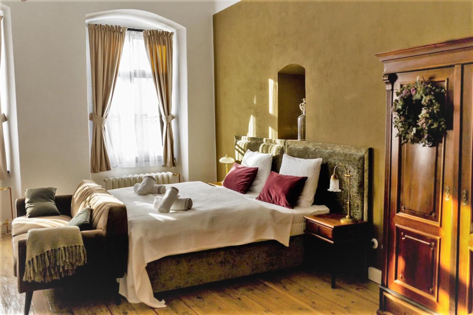 Olive Apartment