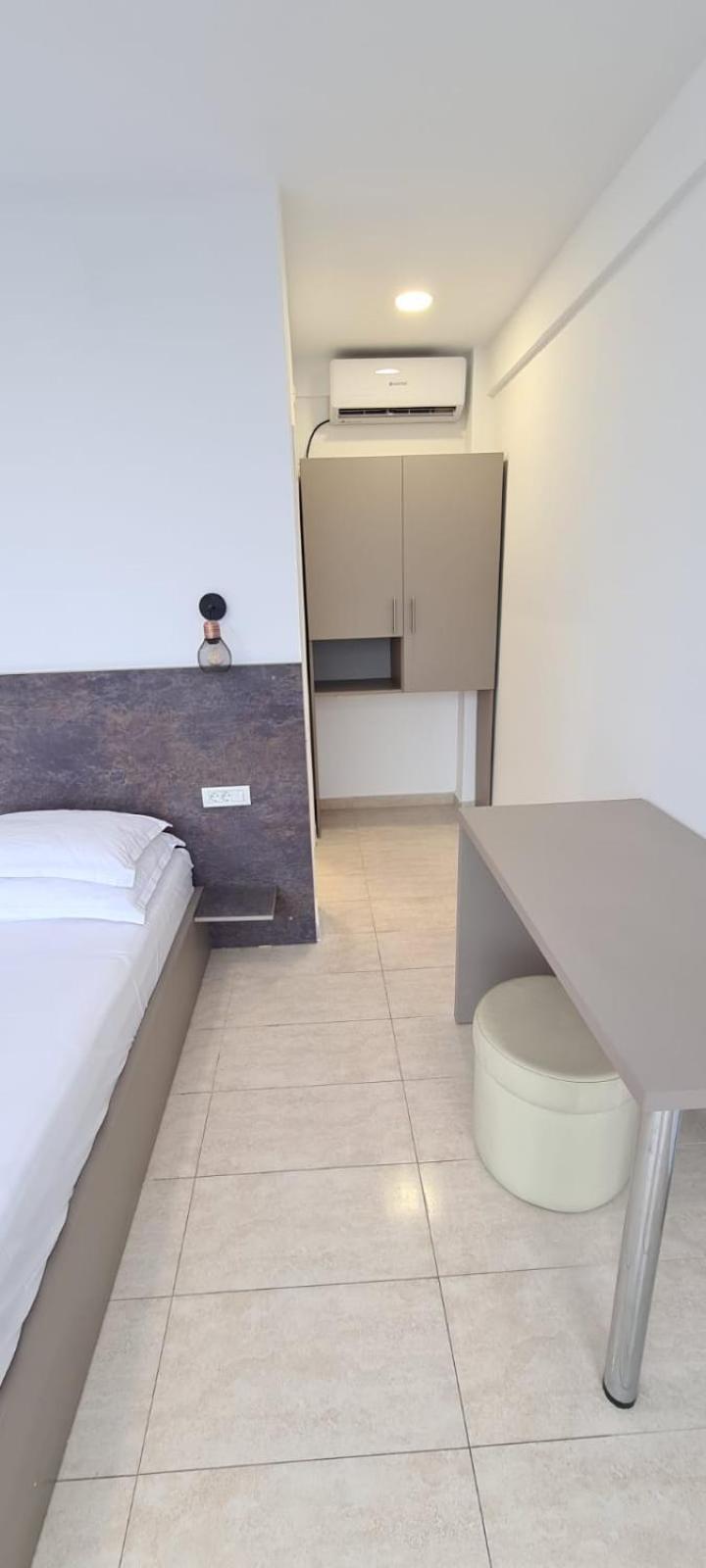 Standard Double Room - Photo 2