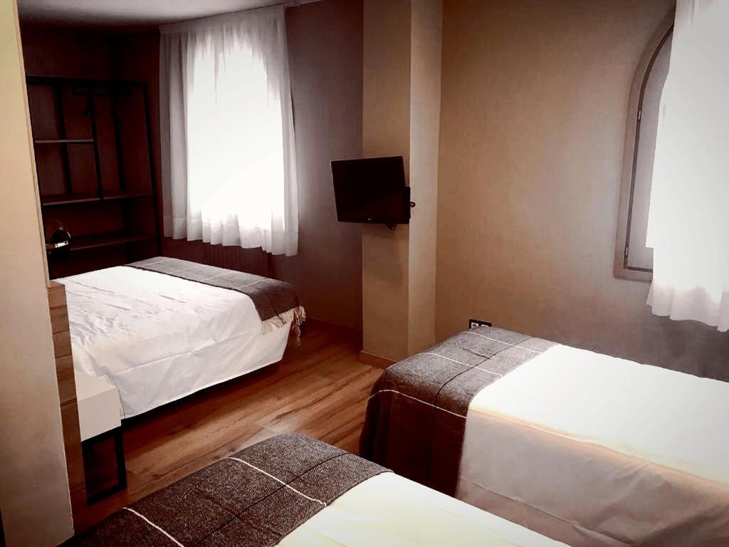 Classic Quadruple Room photo 3