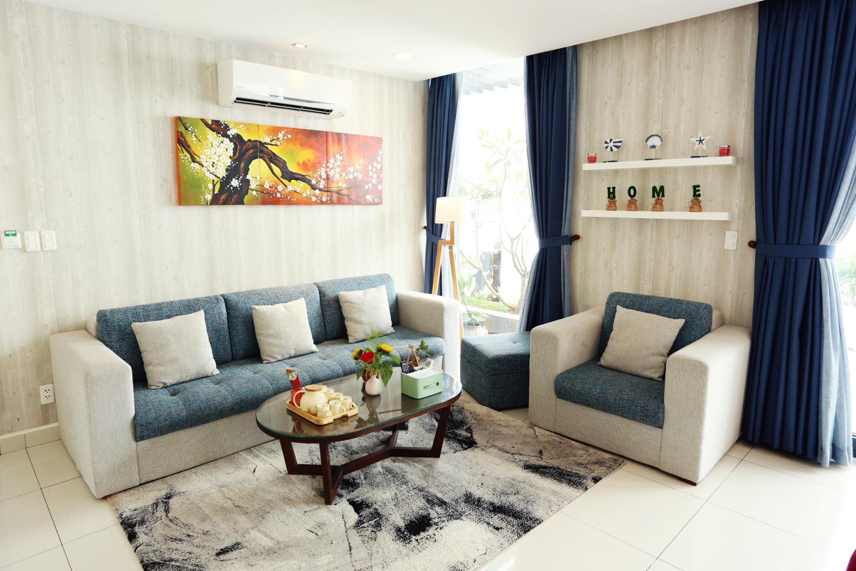 Three-Bedroom Villa photo 1