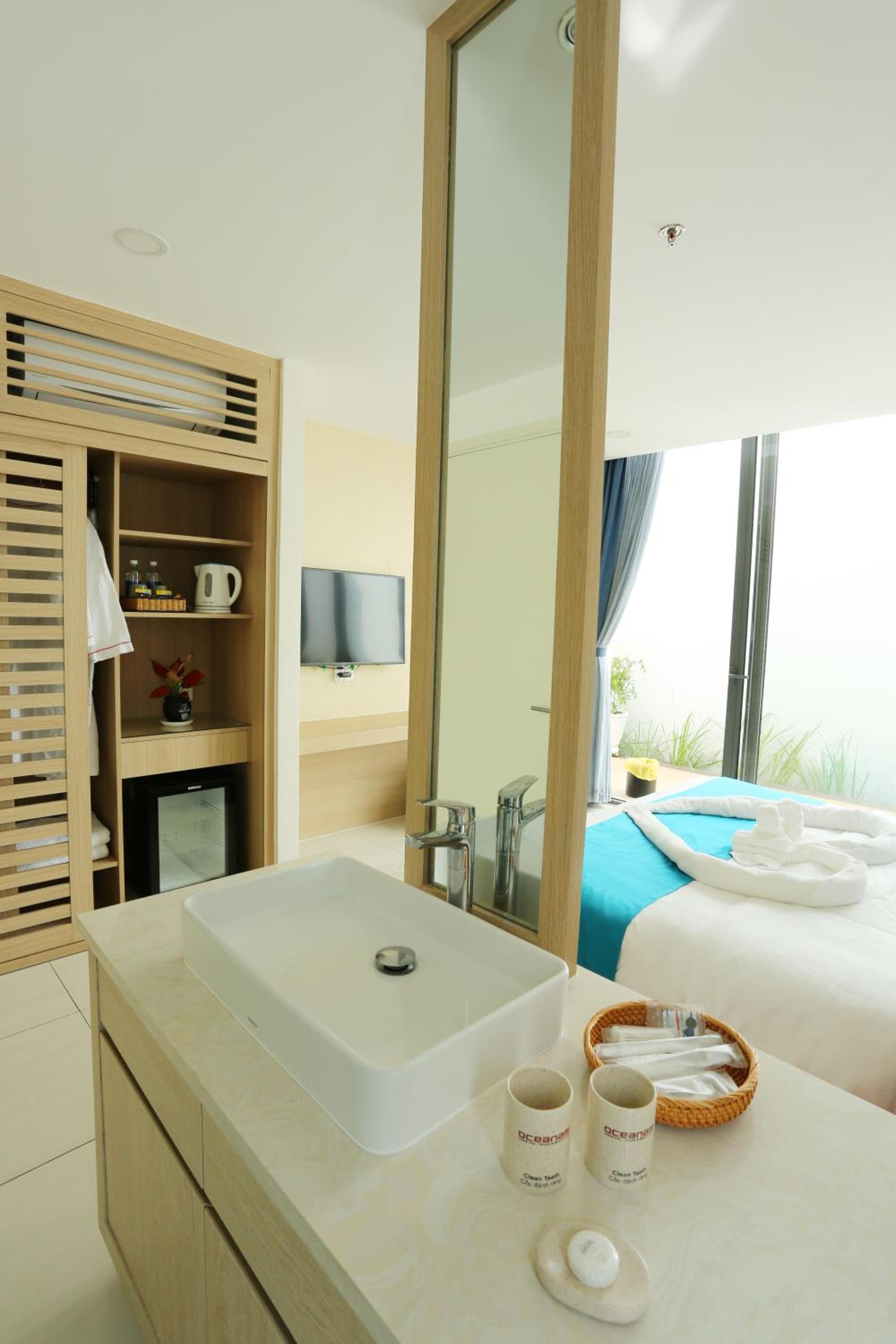 Three-Bedroom Villa photo 3