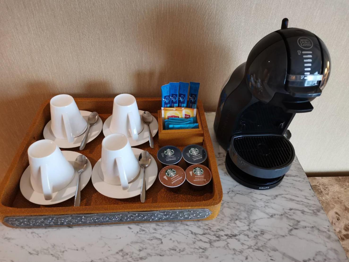 The King Suite with Breakfast photo 2