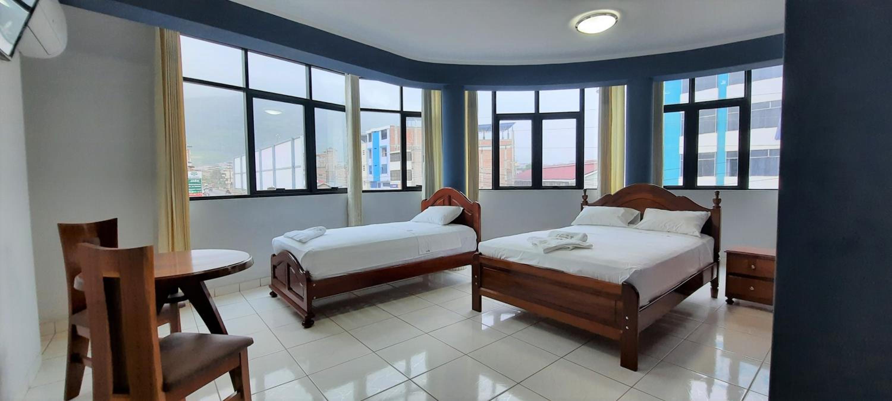 Deluxe Twin Room photo 3