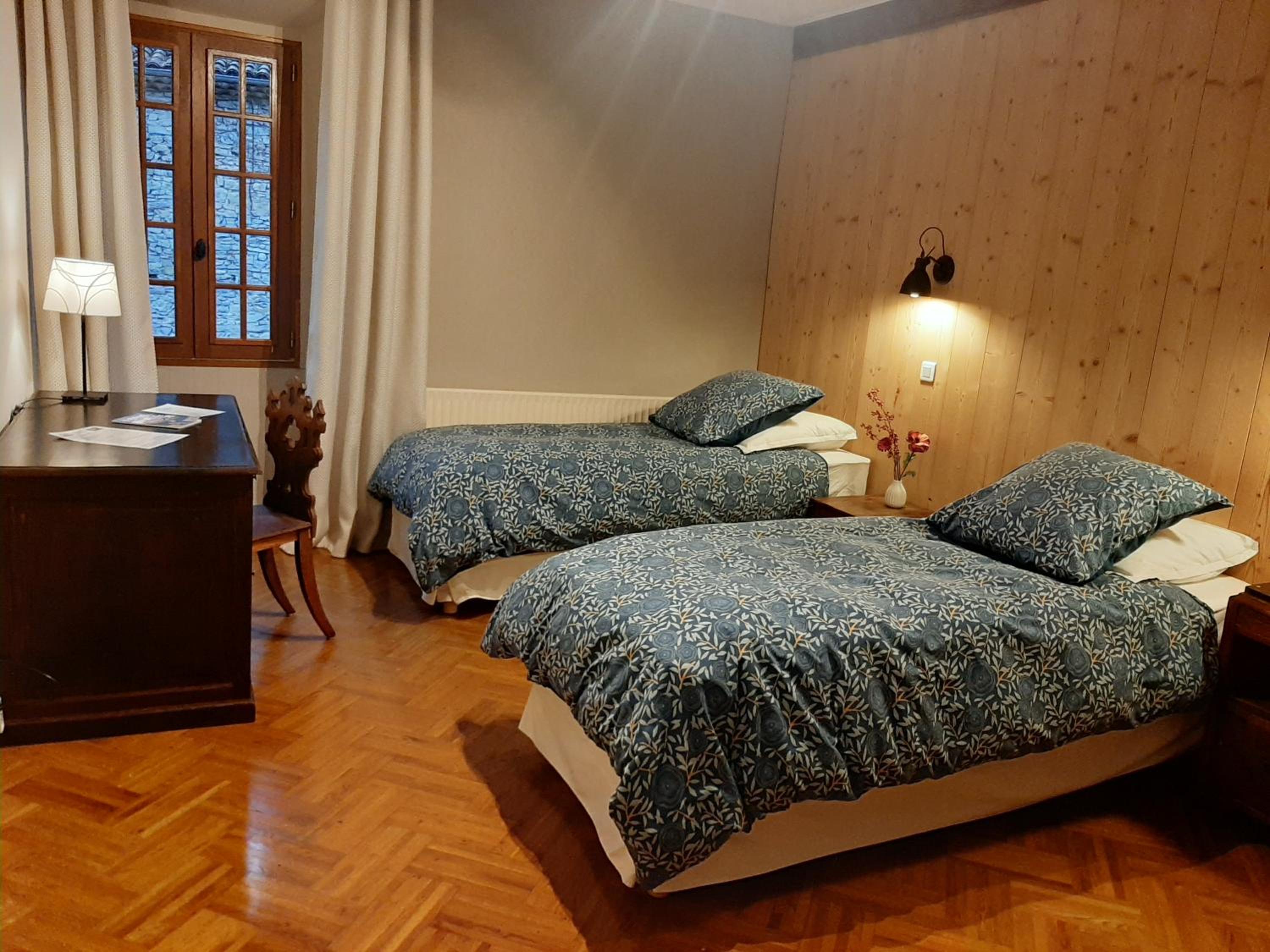 Double Room - Photo 11
