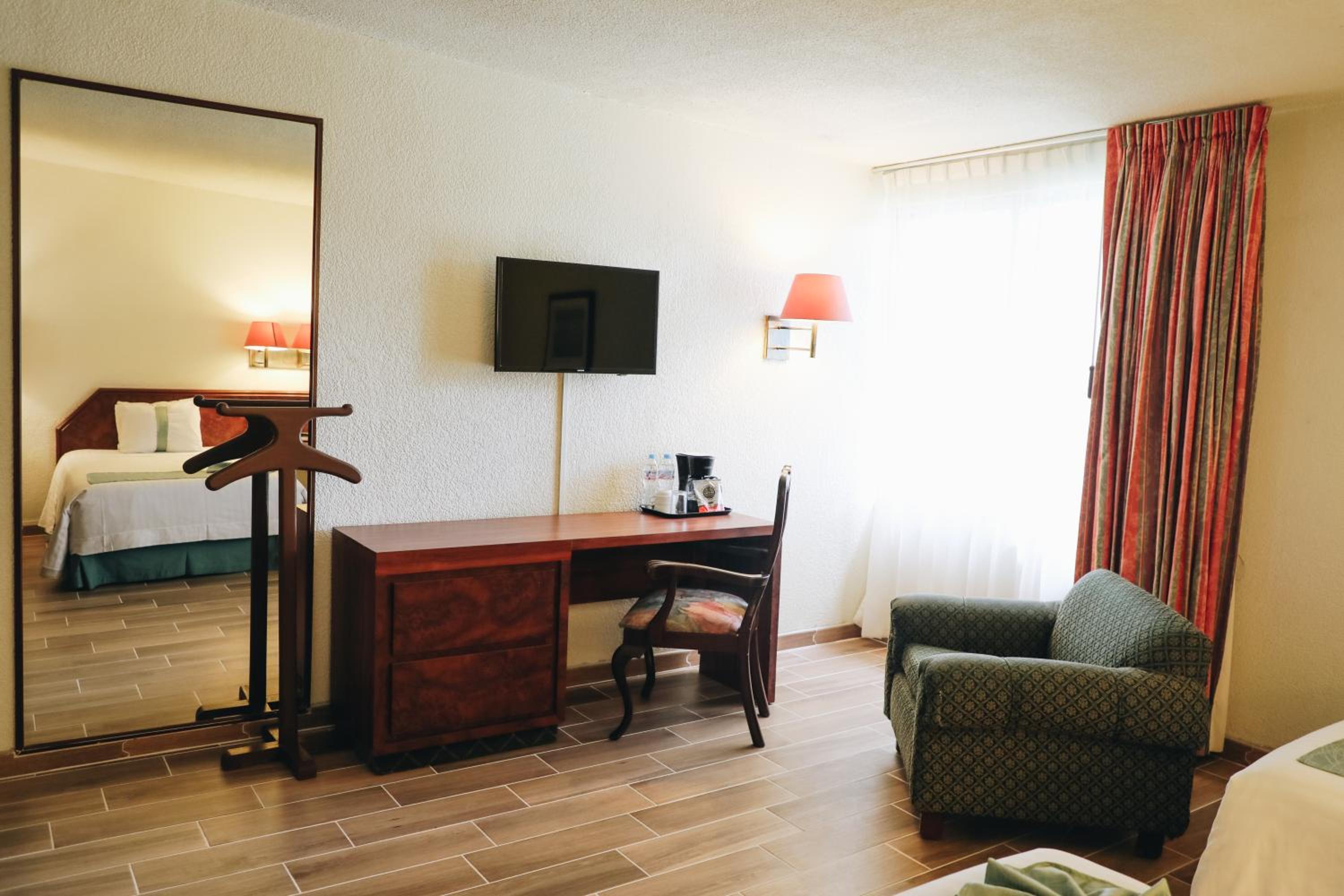 Large Twin Room