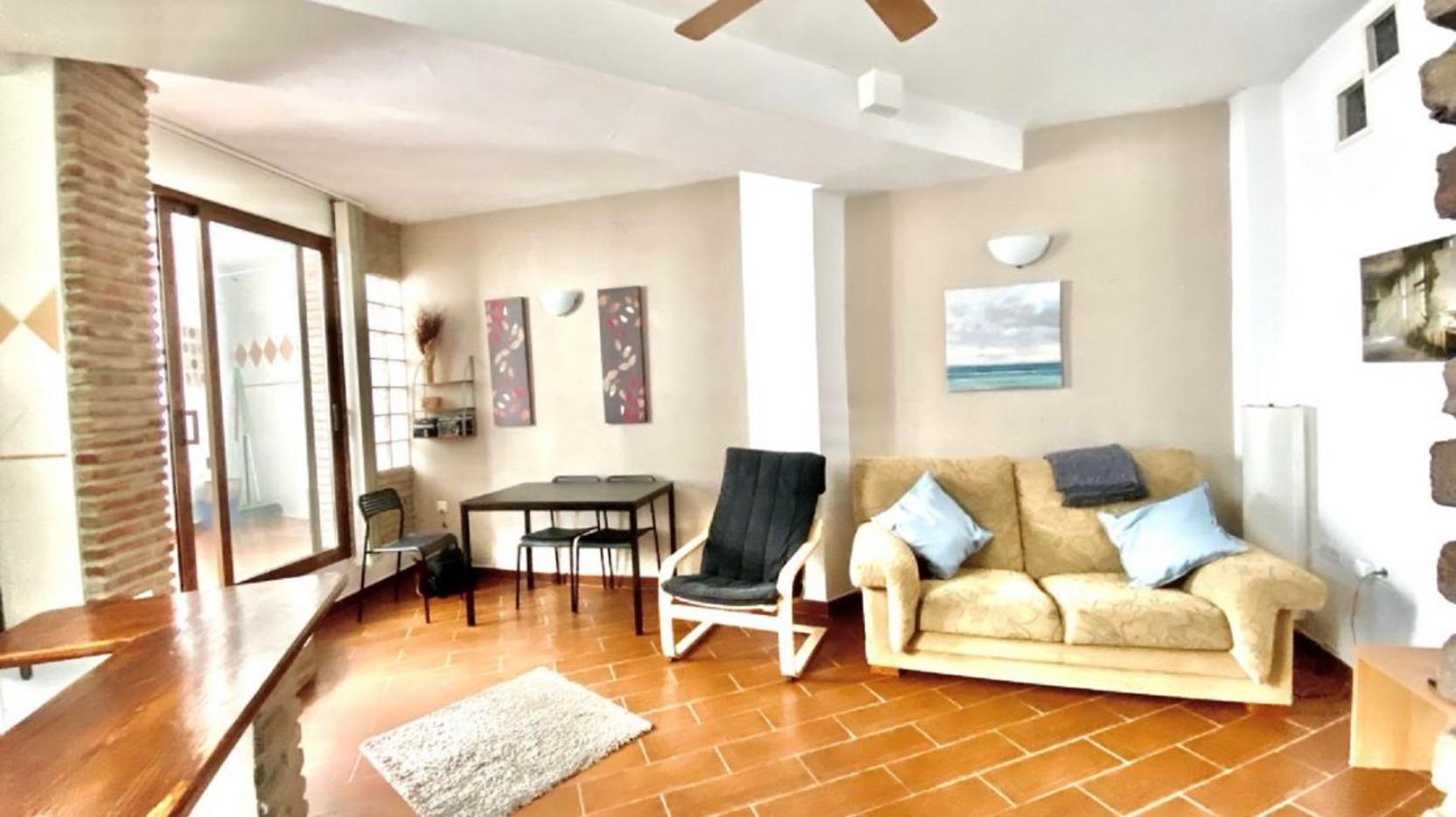 Two-Bedroom Apartment - Photo 11