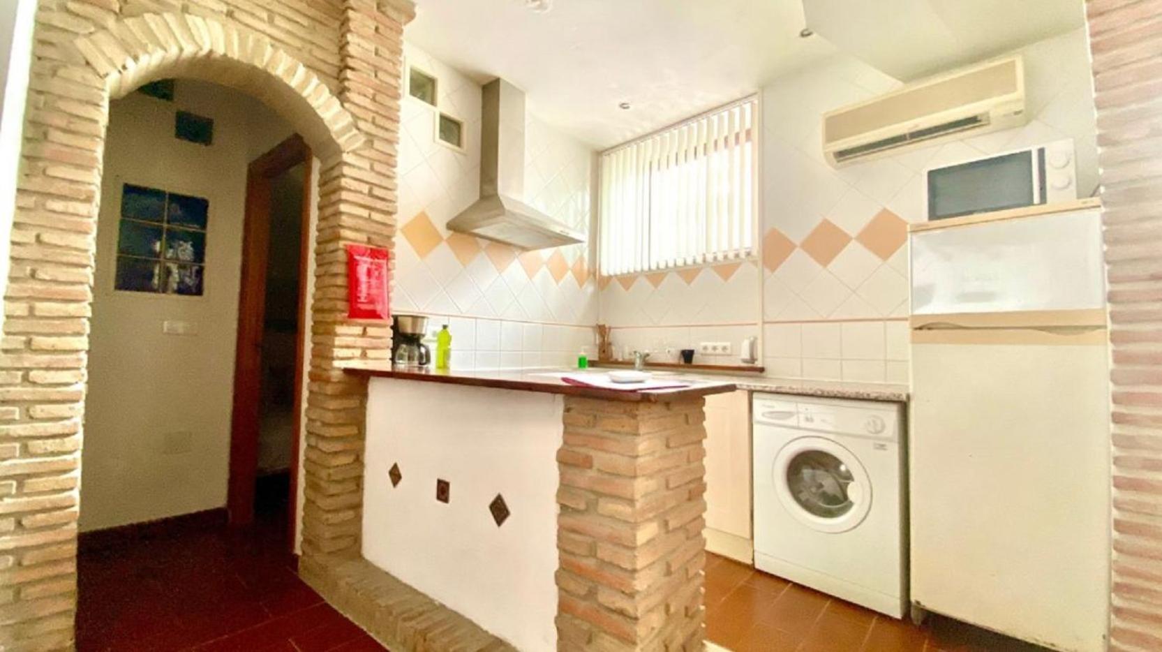 Two-Bedroom Apartment - Photo 2