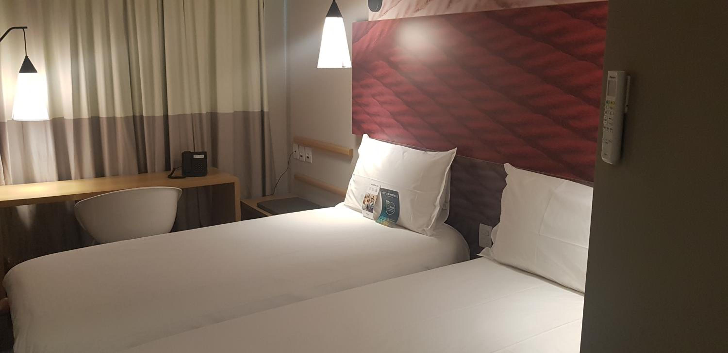 Standard Twin Room photo 3