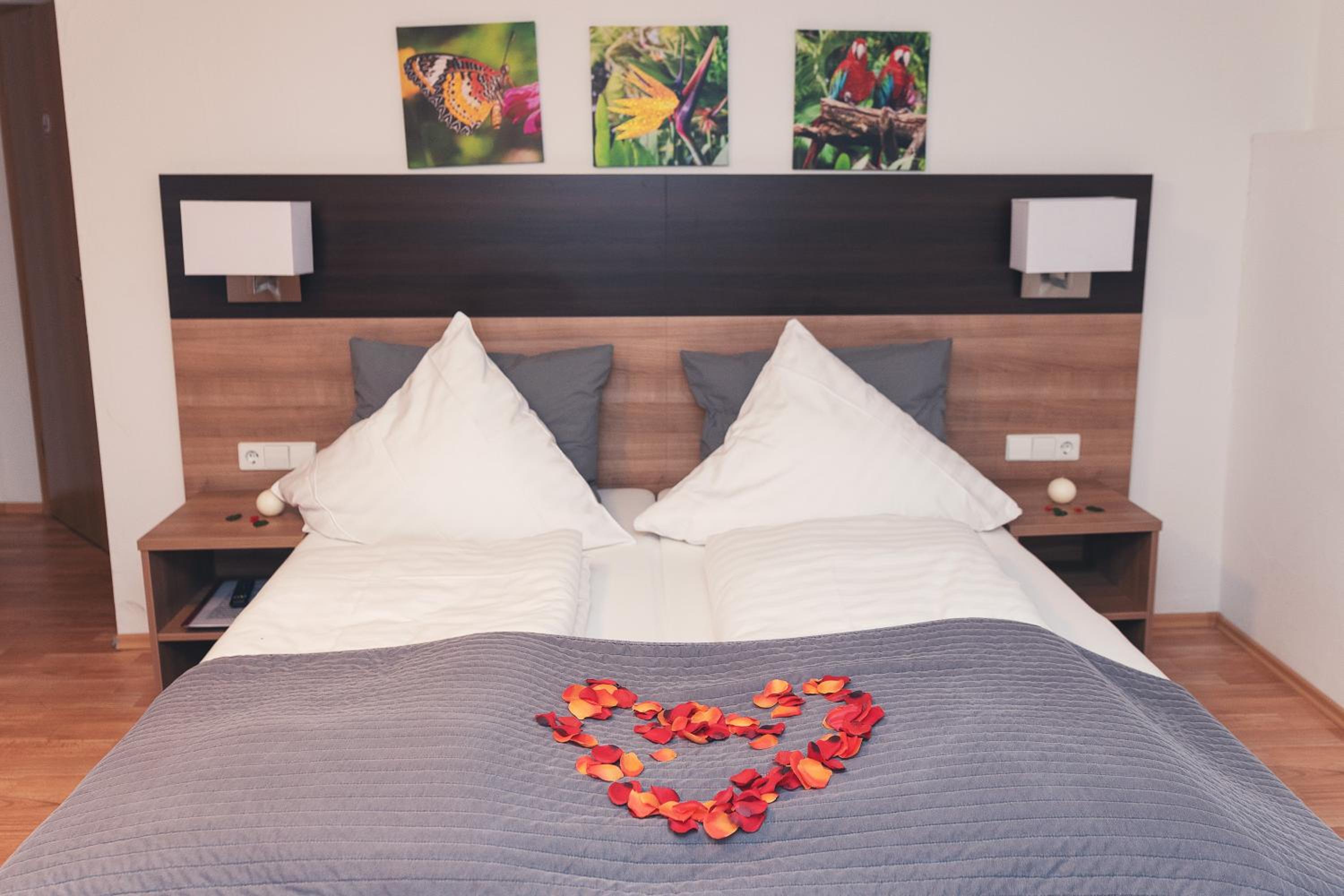 Standard Triple Room - Photo 5