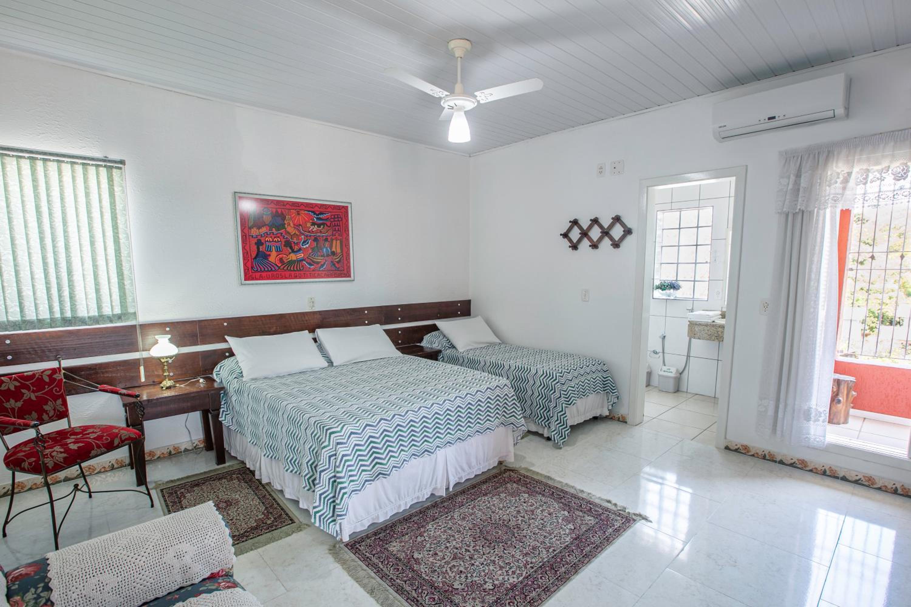 Superior King Room photo 2