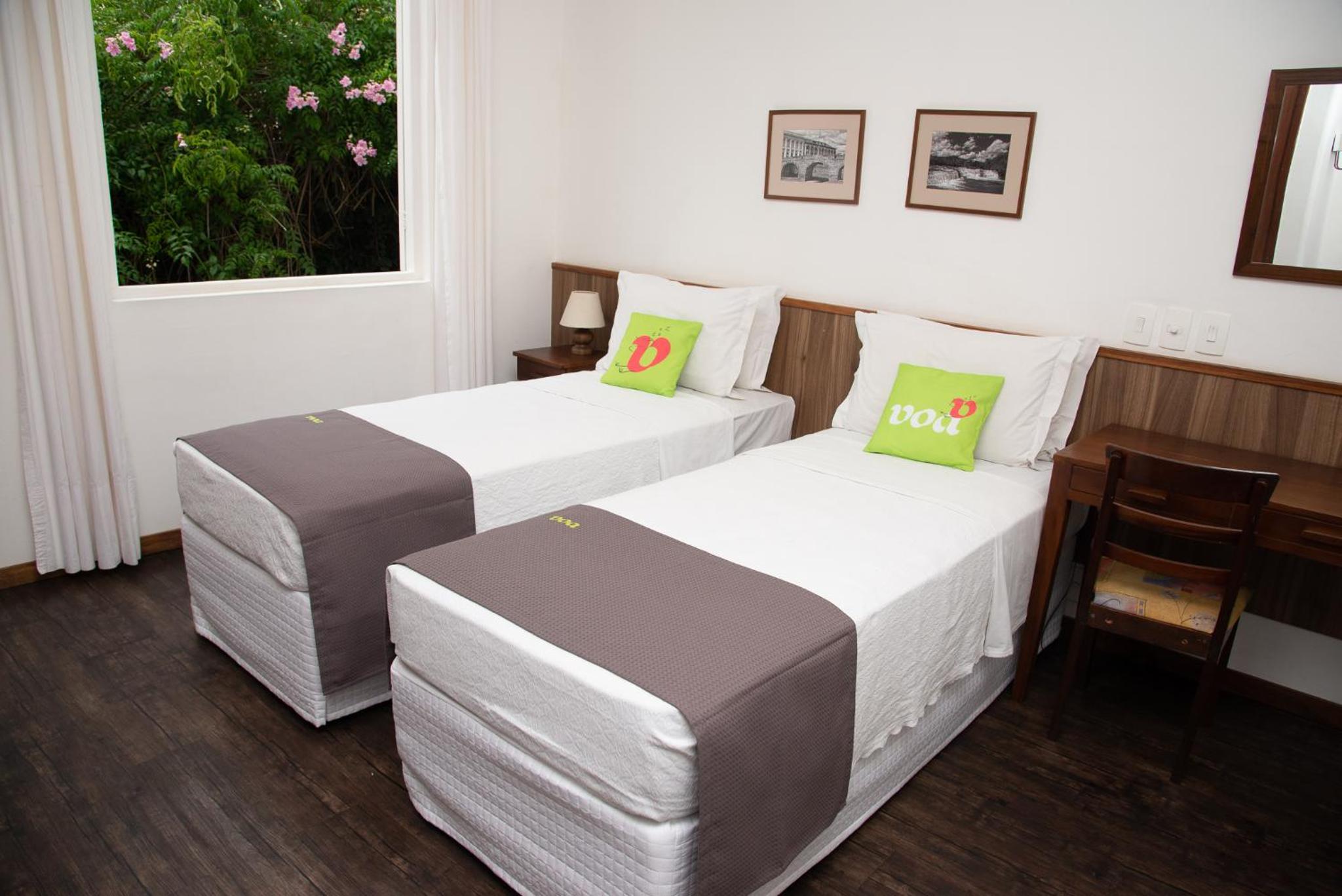 Deluxe Twin Room photo 2