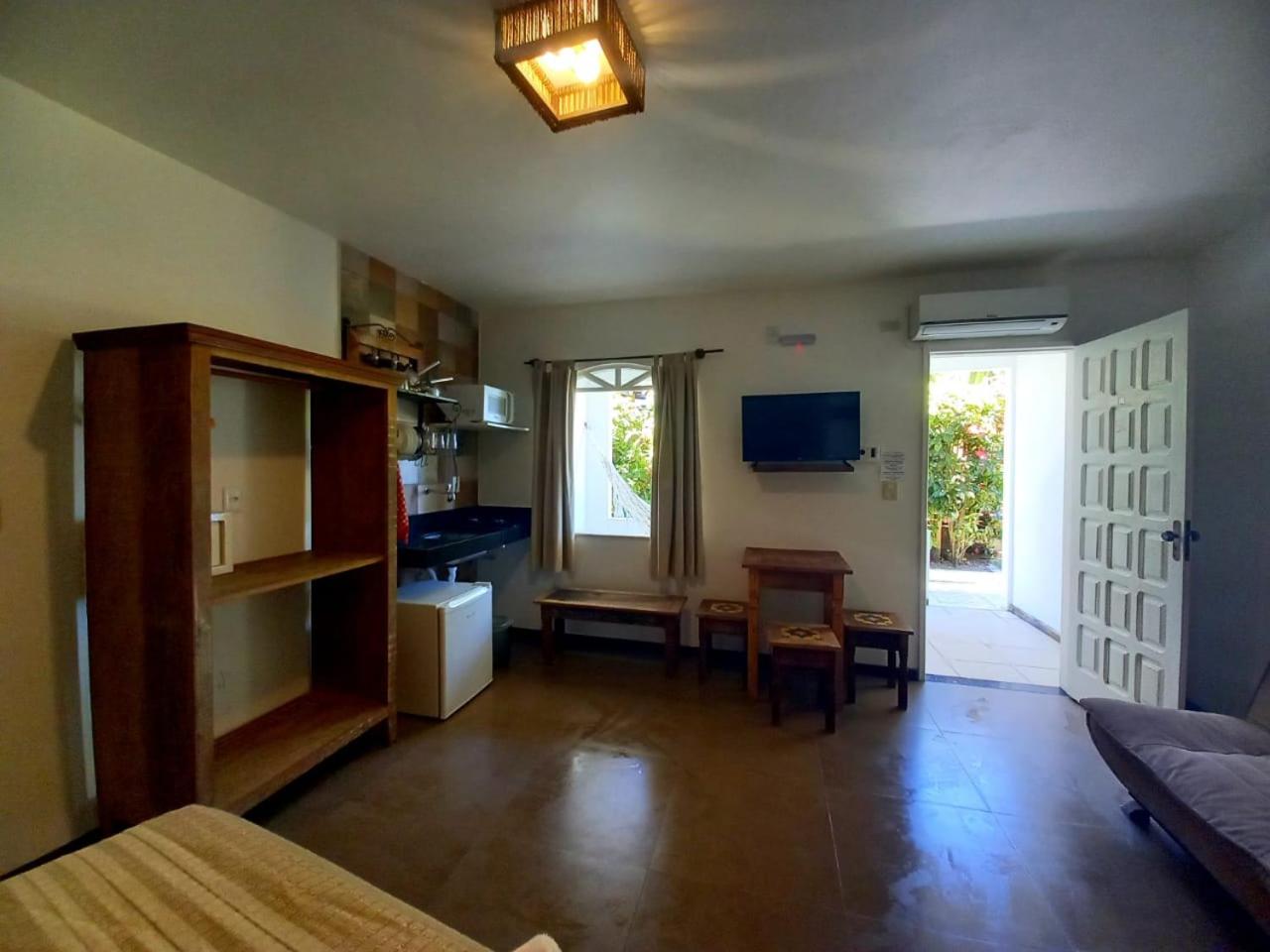  Flat with kitchen