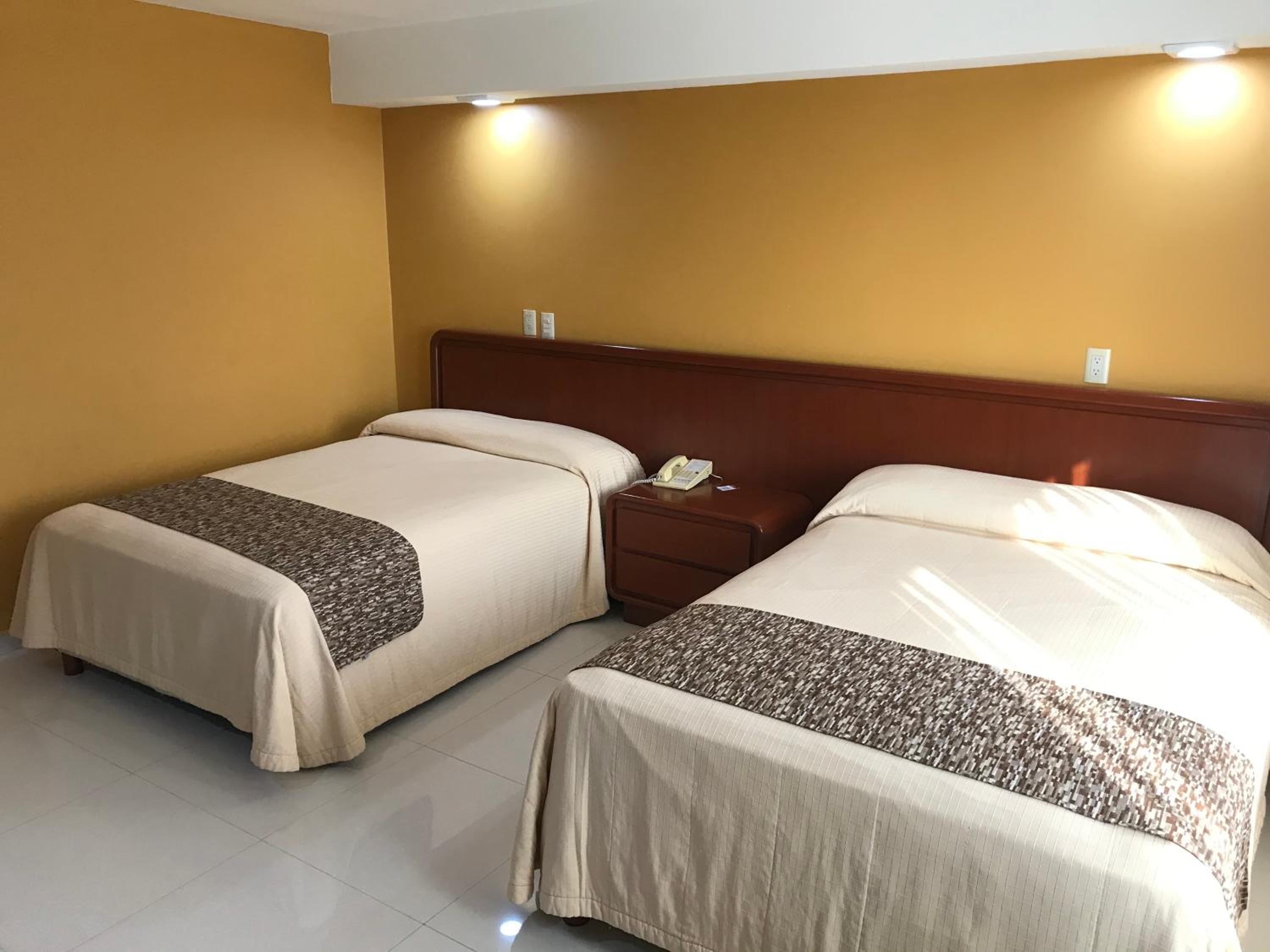 Villa - Queen Room with Two Queen Beds