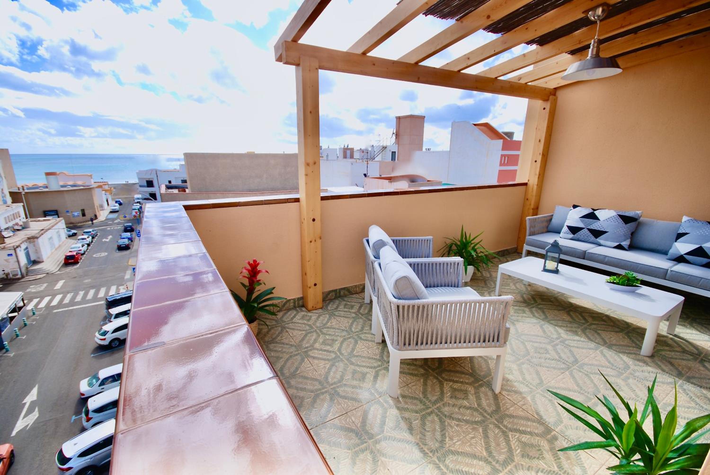 Penthouse Apartment - Photo 11