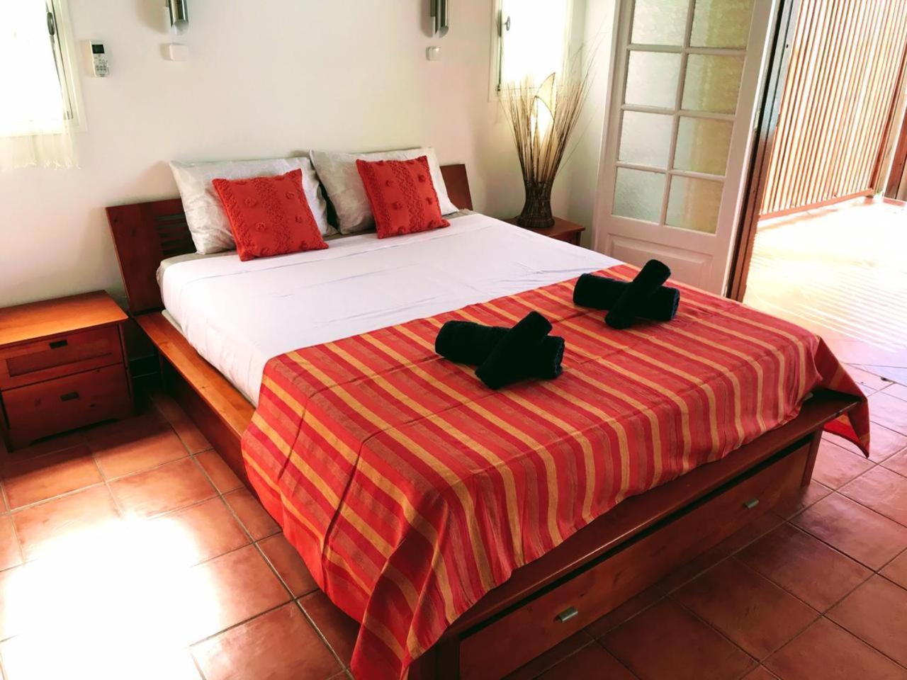 Three-Bedroom Villa photo 1