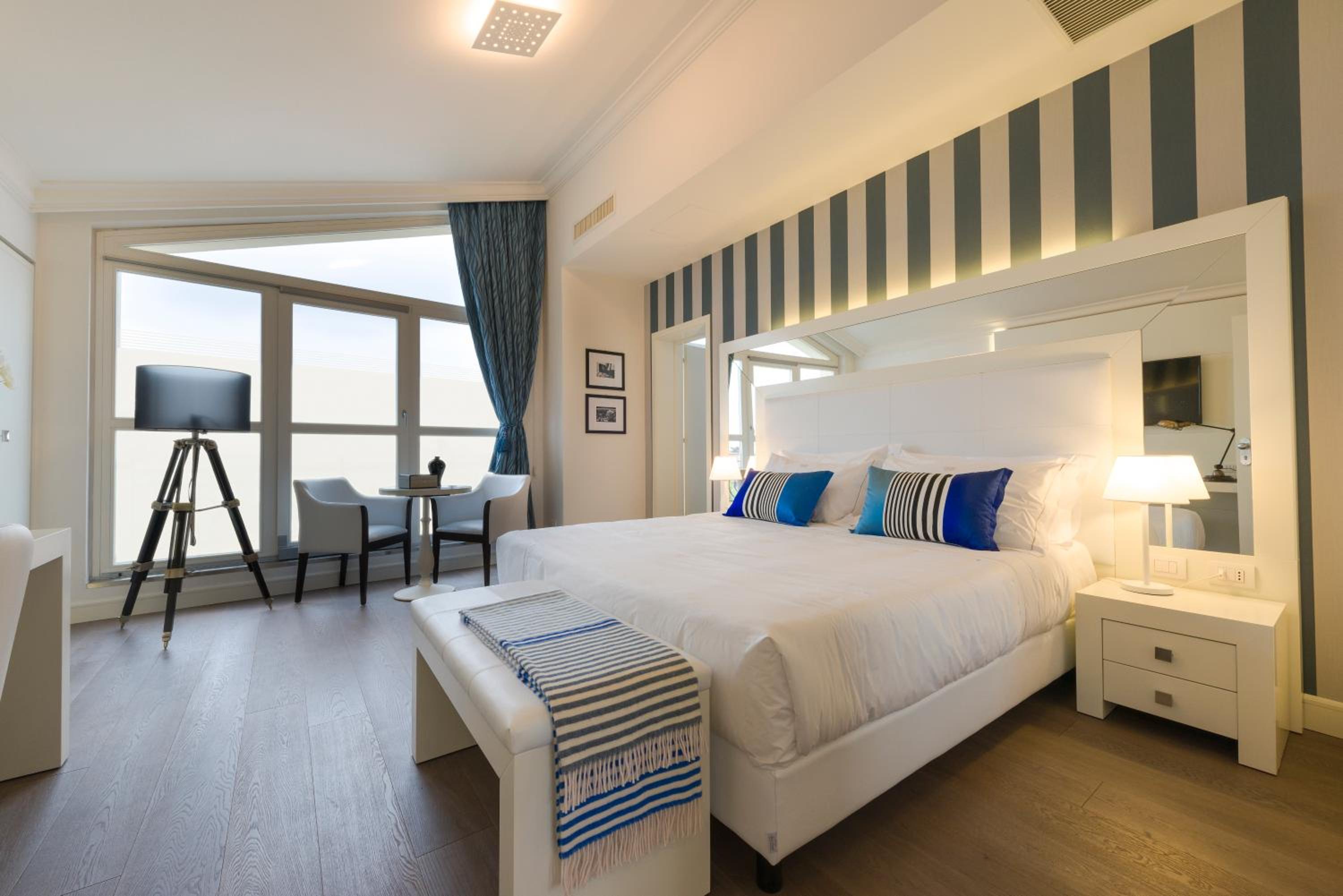 Executive Double Room - Photo 2