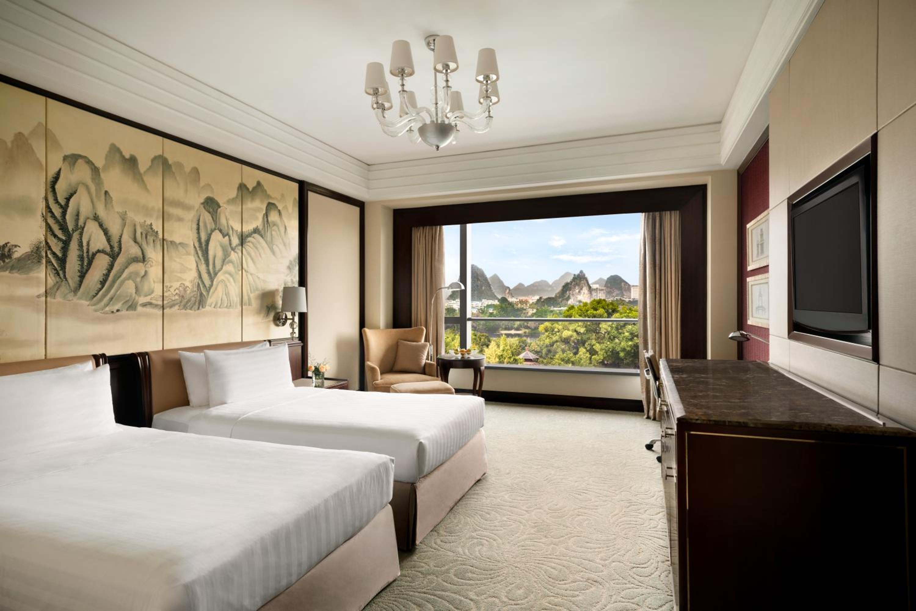 Deluxe Twin Room with River View - Photo 4
