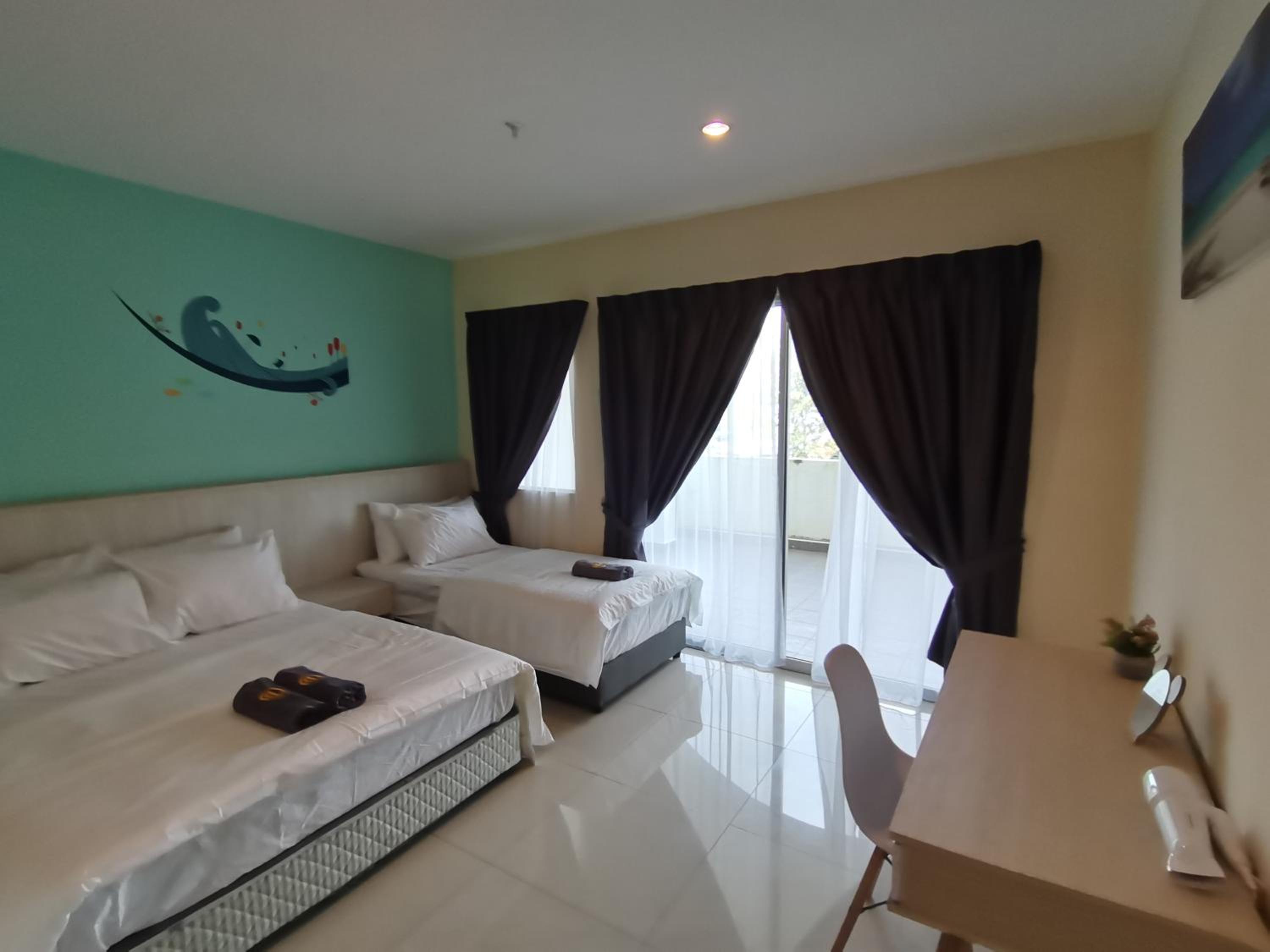 Deluxe Family Suite