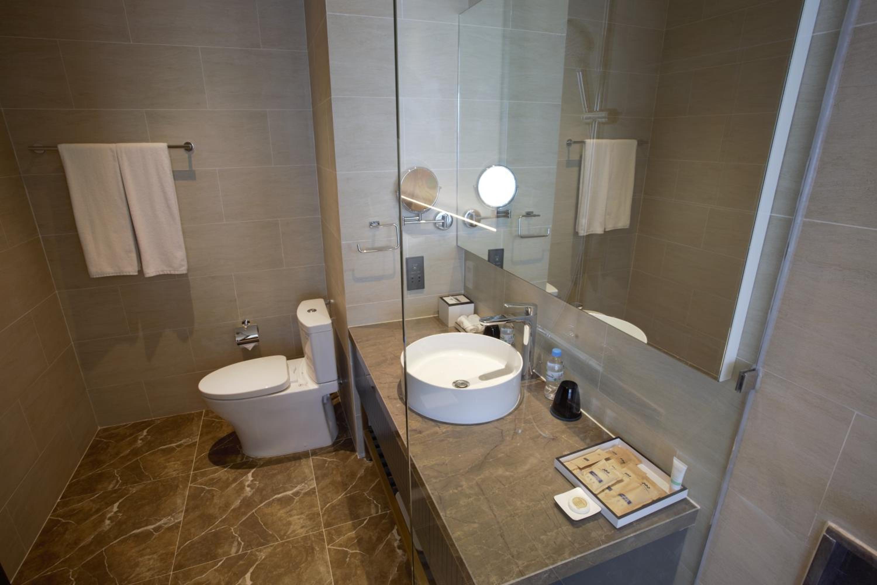 Deluxe Double Room - Photo 7