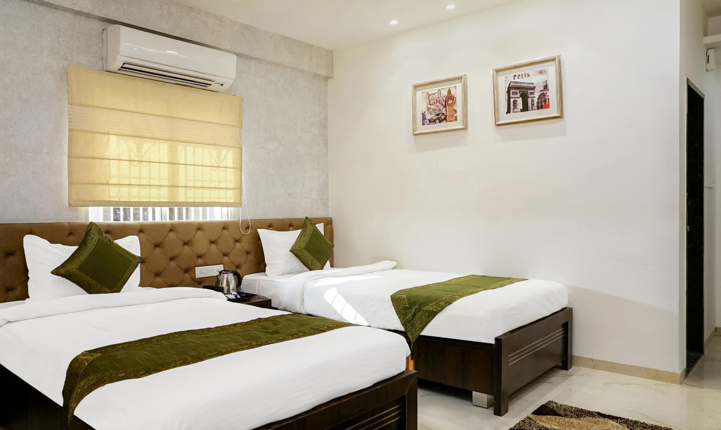 Standard Double or Twin Room - Photo 1