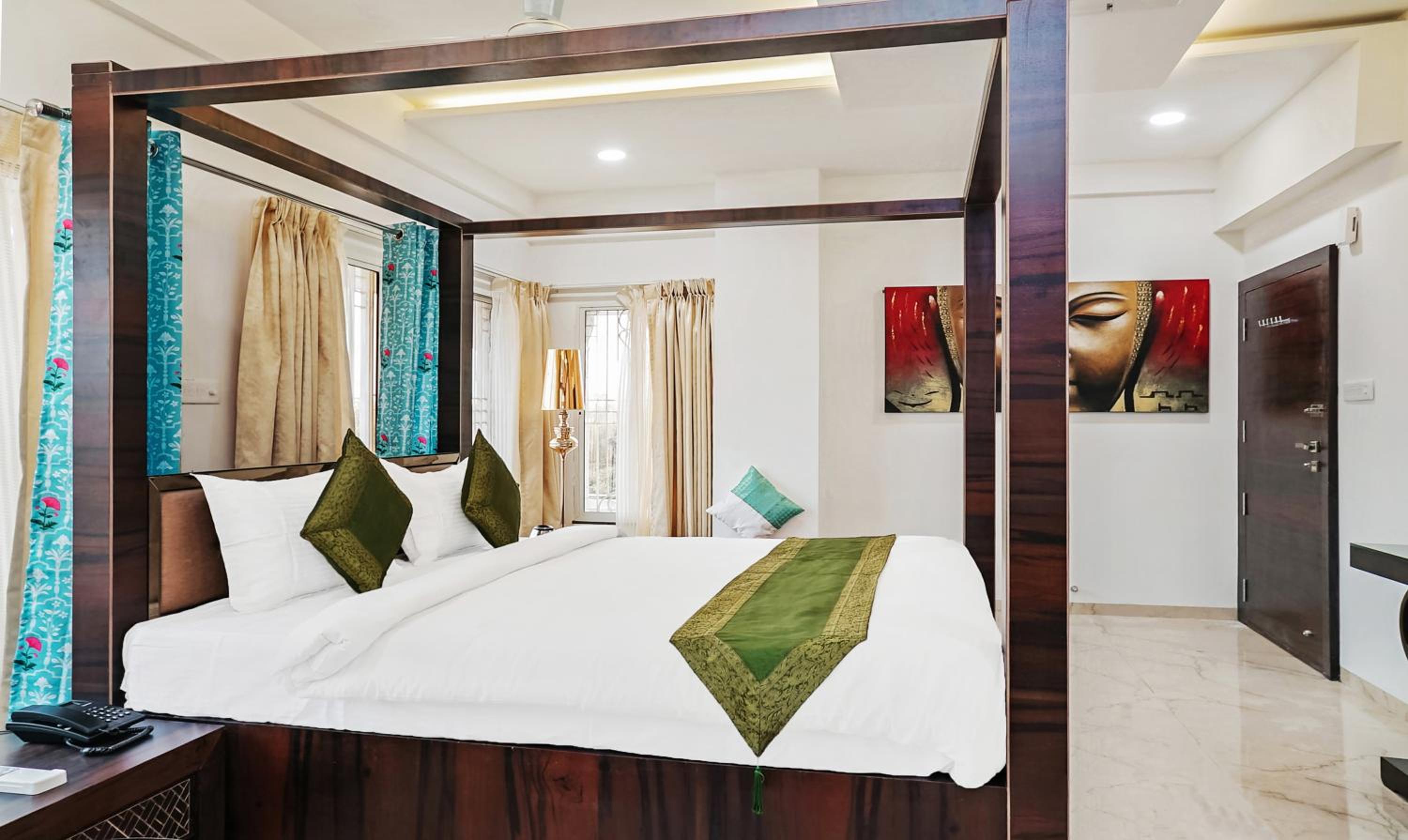 Deluxe Double Room - Photo 1