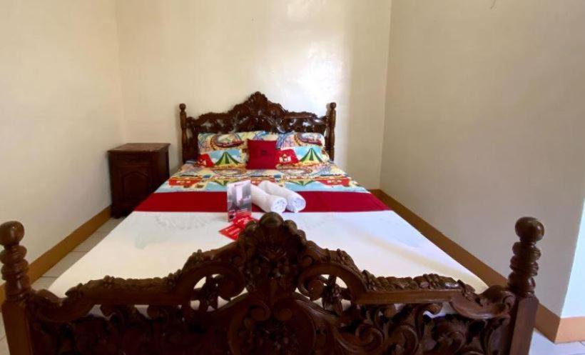 Standard Queen Room photo 2