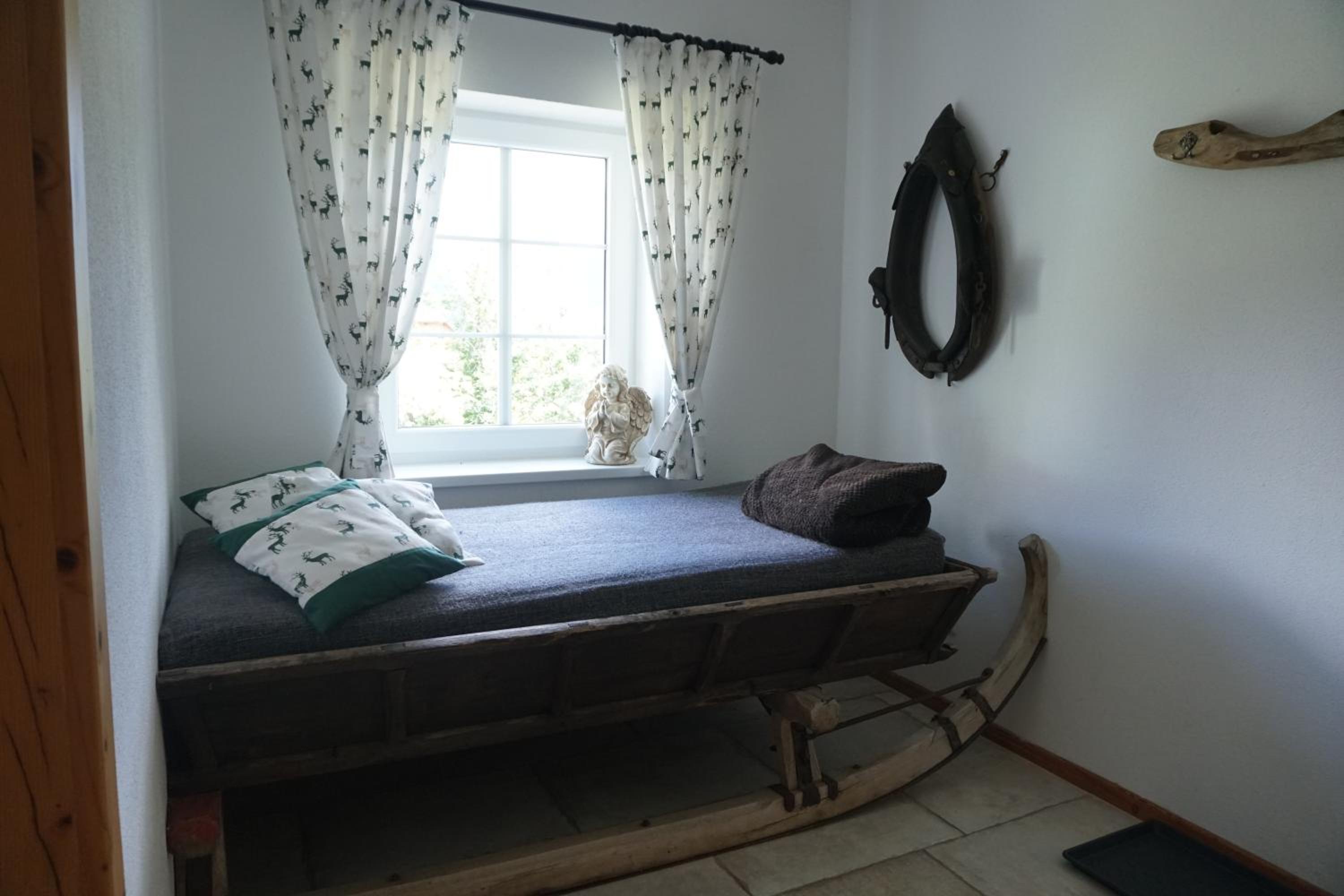 Apartment with Mountain View photo 3