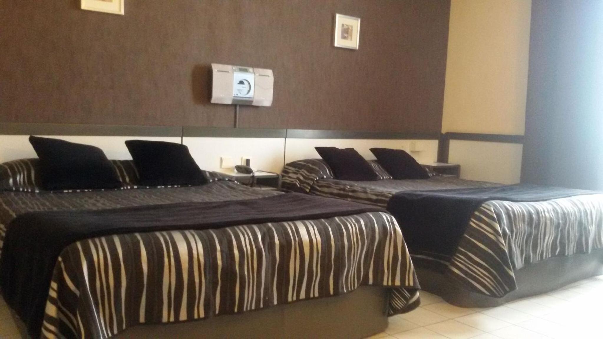 Standard Quadruple Room - Photo 1