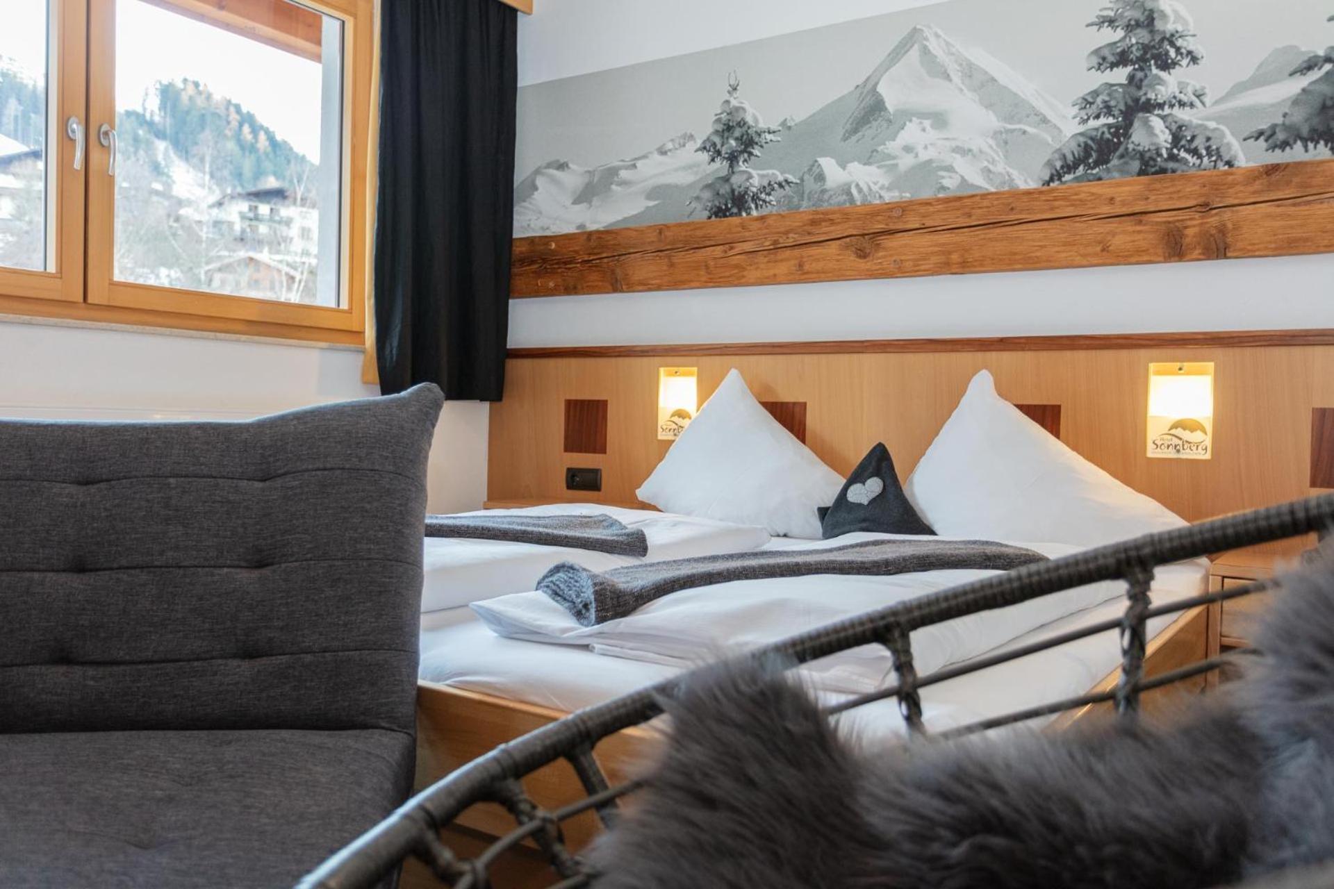 Family Suite with Balcony photo 3