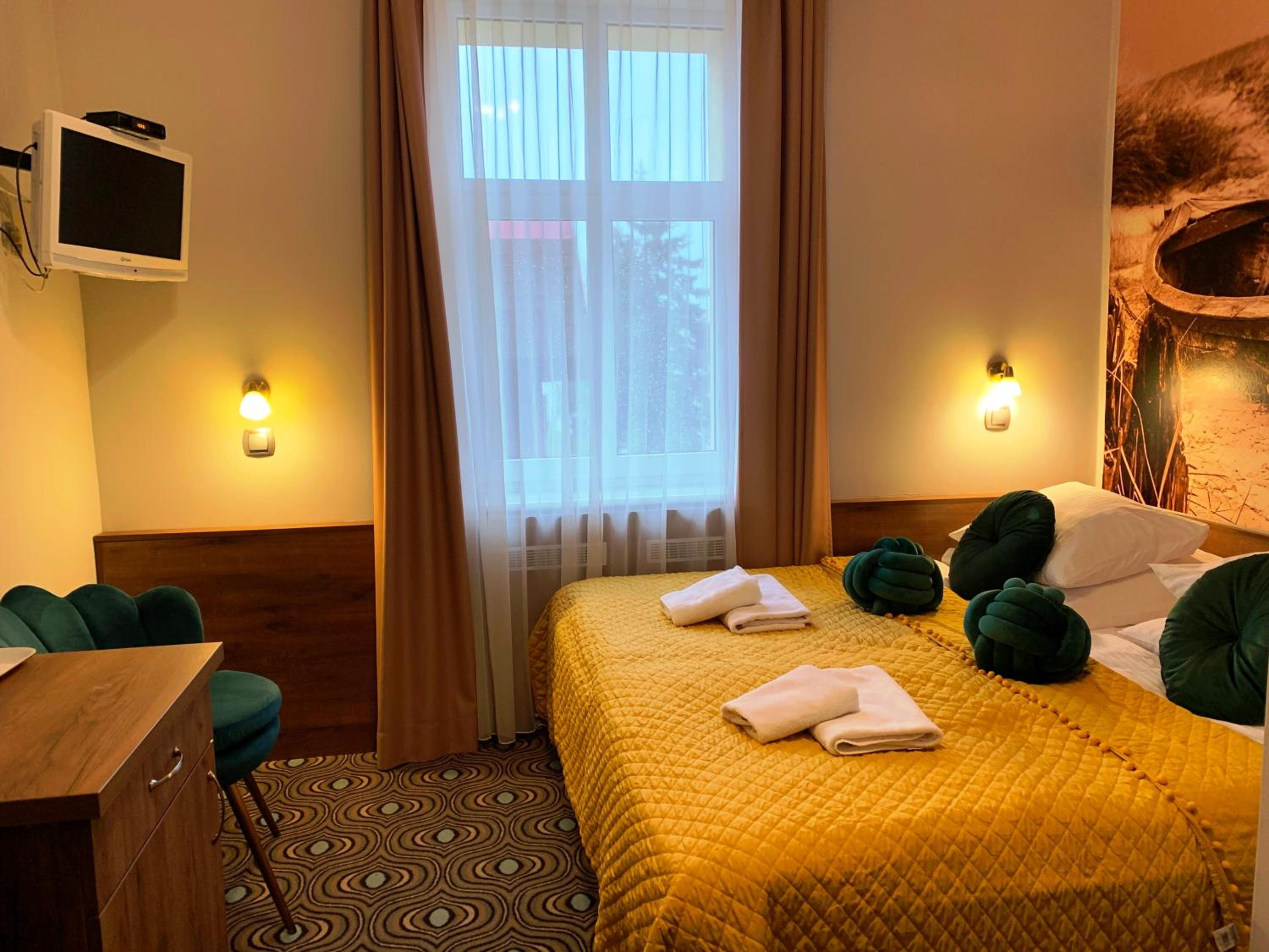 Economy Double Room photo 2