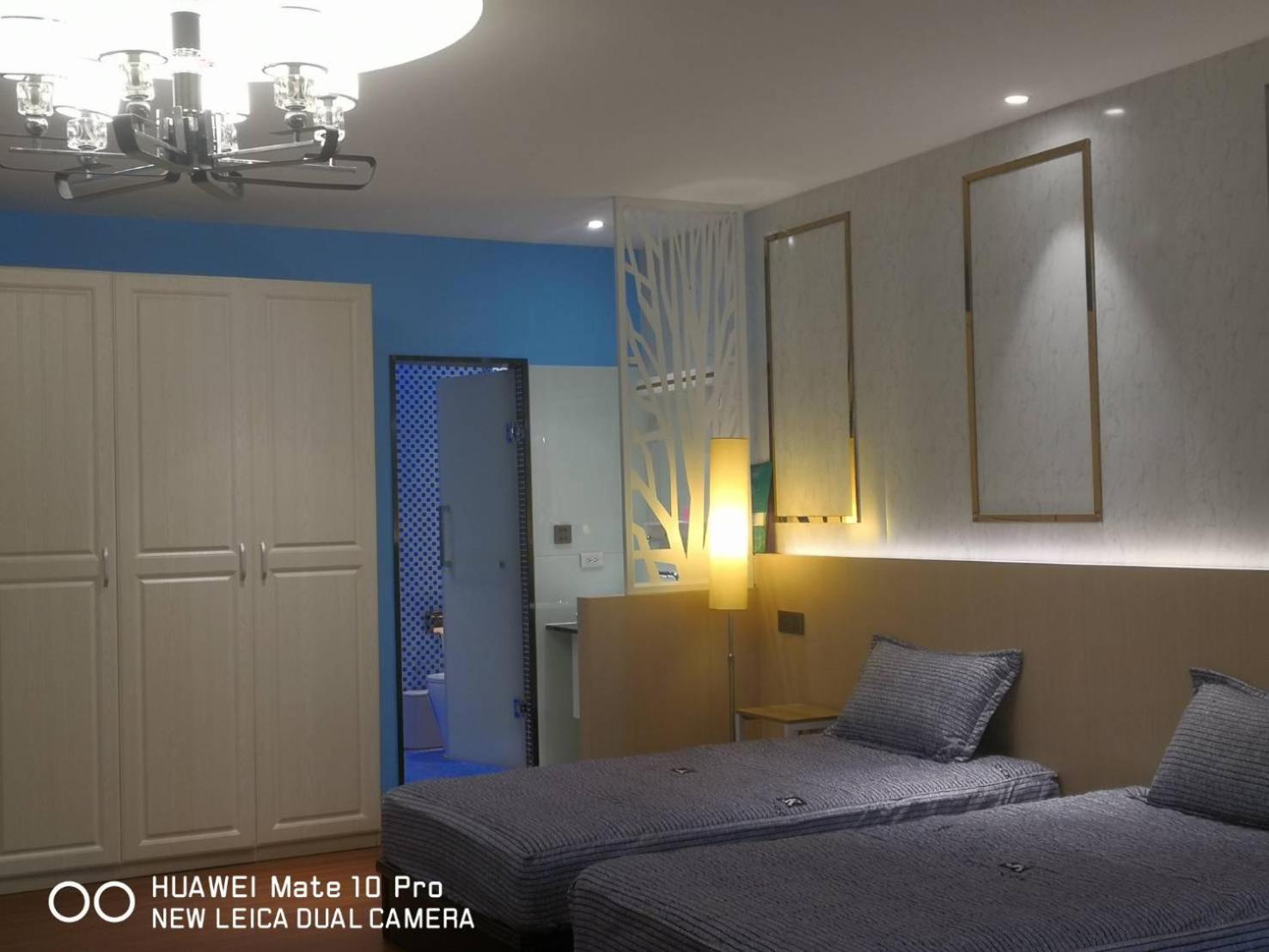 Twin Room with Mountain View photo 3