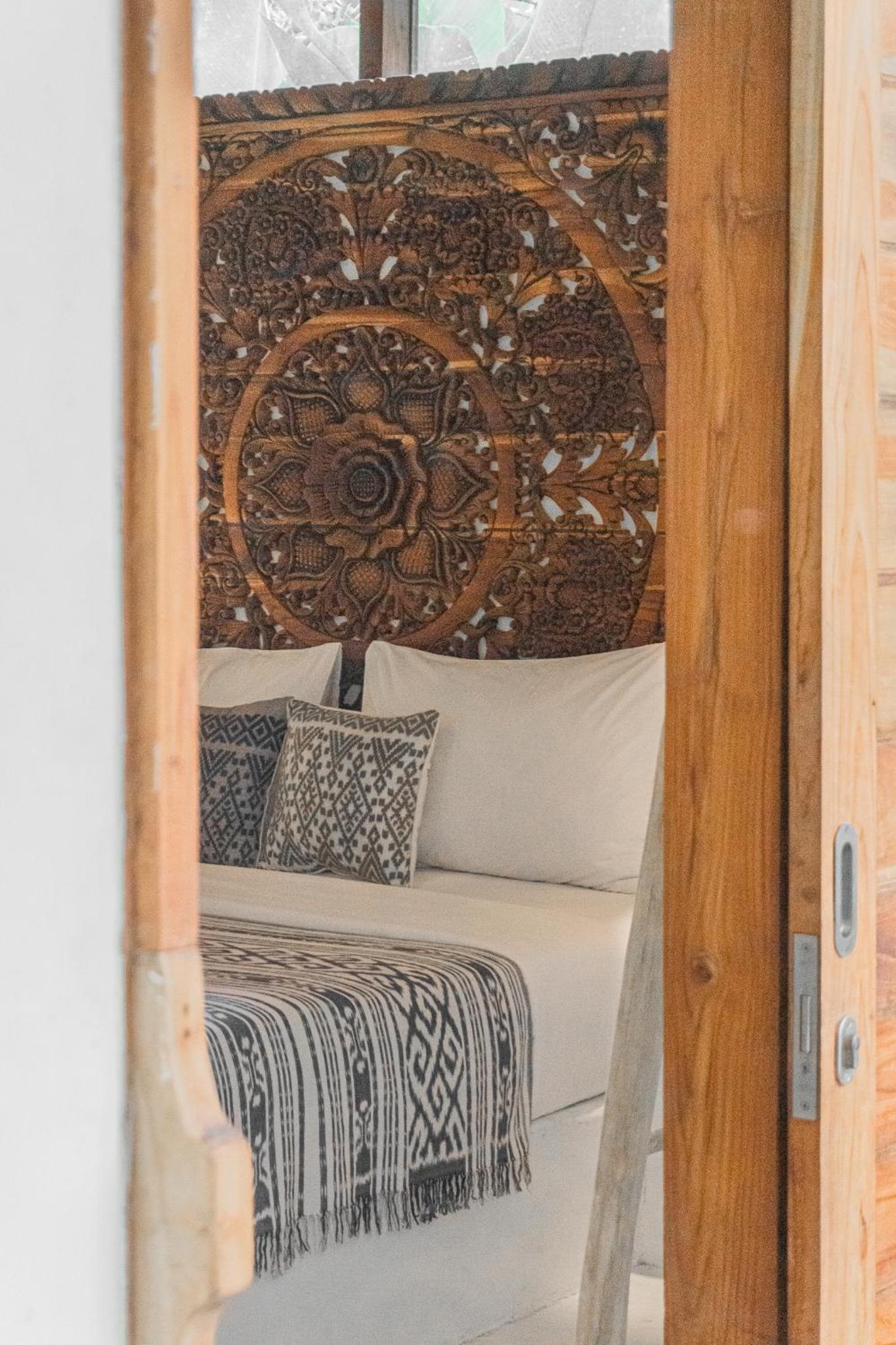 Double Room with Garden View - Photo 17